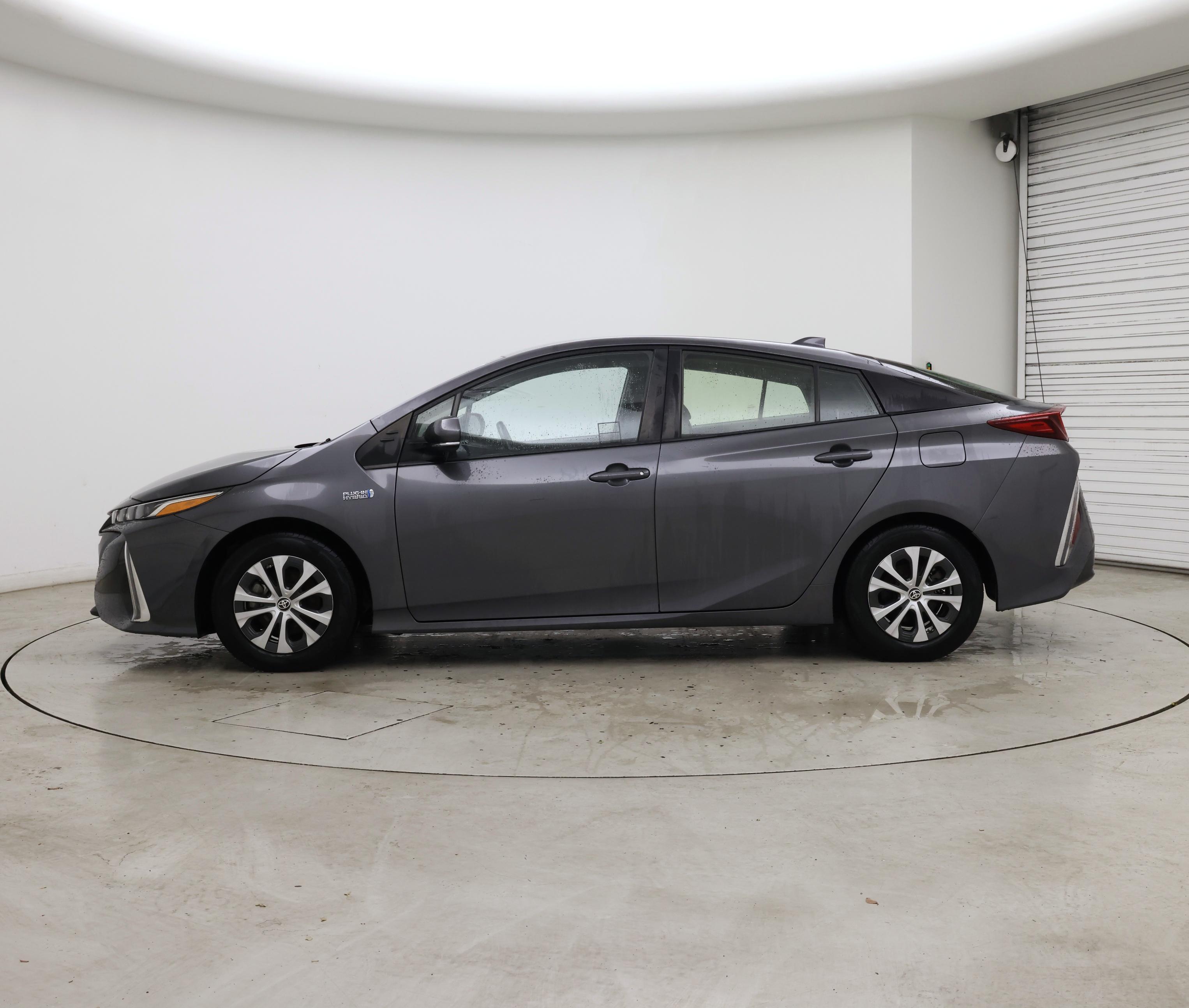 Thumbnail: 2021 Toyota Prius Prime - 3