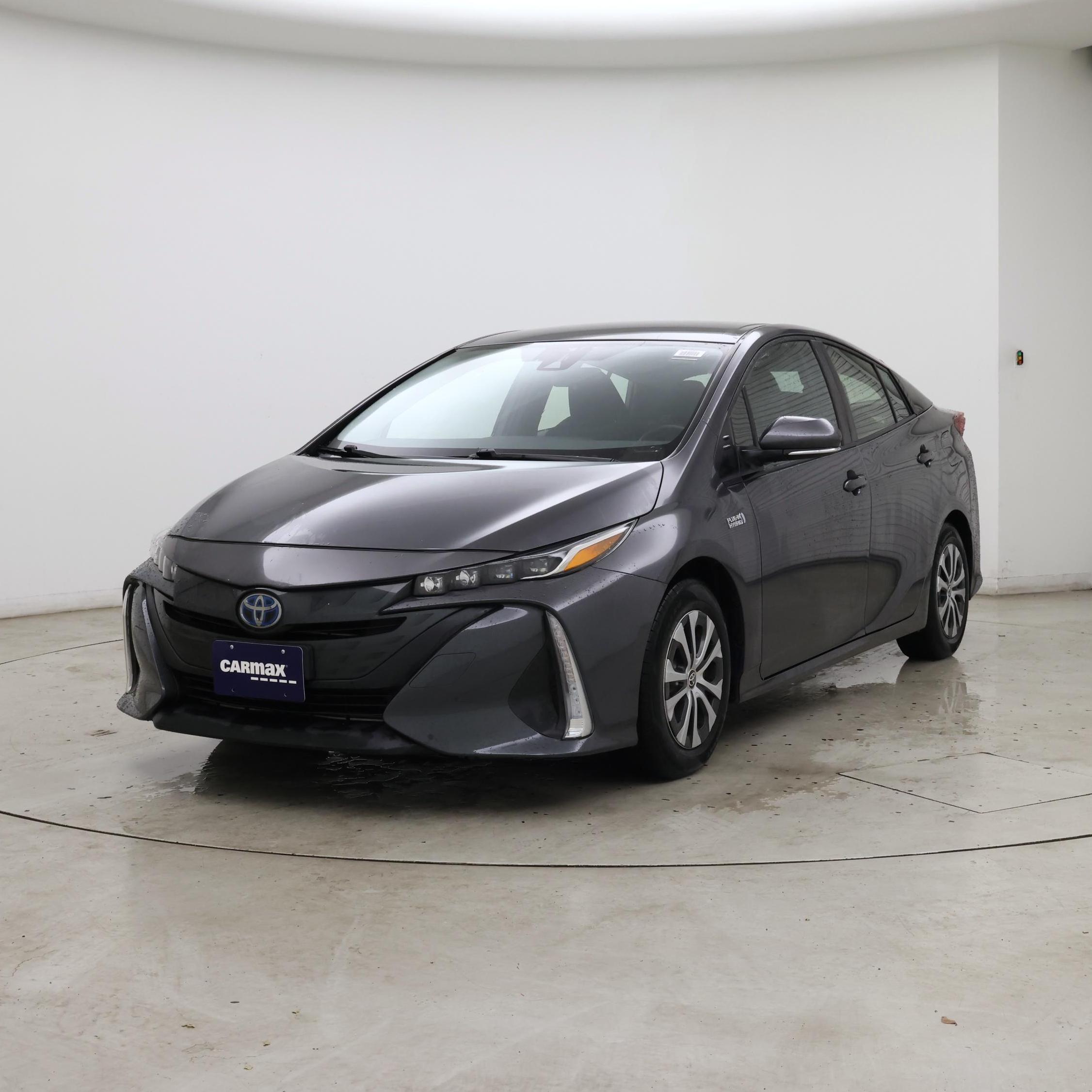 Thumbnail: 2021 Toyota Prius Prime - 4