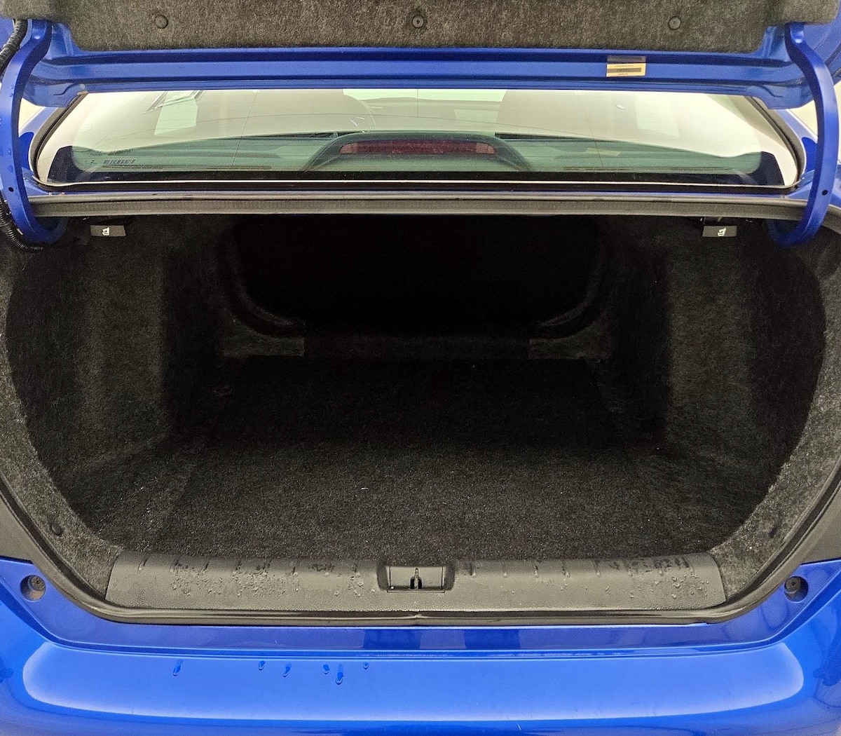 Trunk/Cargo (Seats Up)