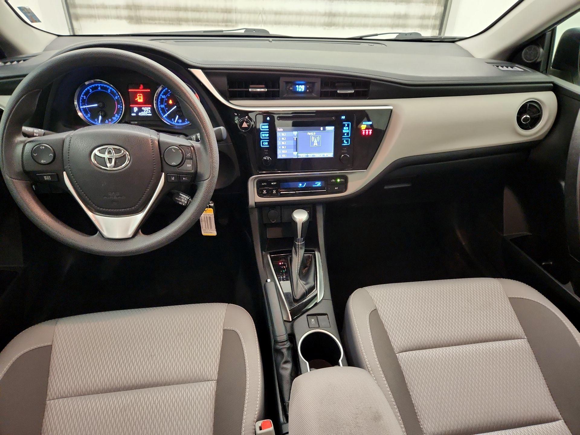 Thumbnail: 2018 Toyota Corolla - 9