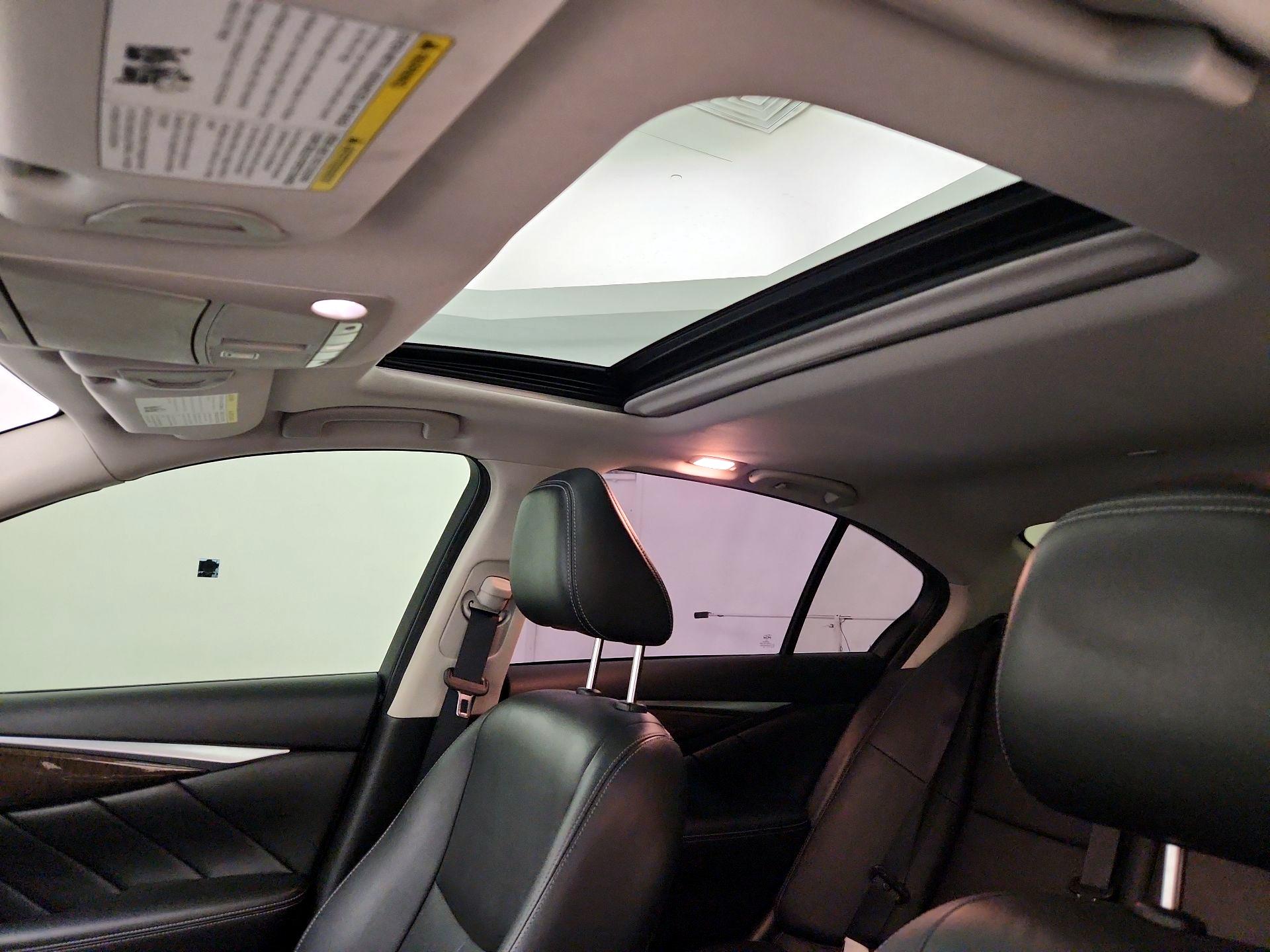 Thumbnail: 2018 INFINITI Q50 - 19