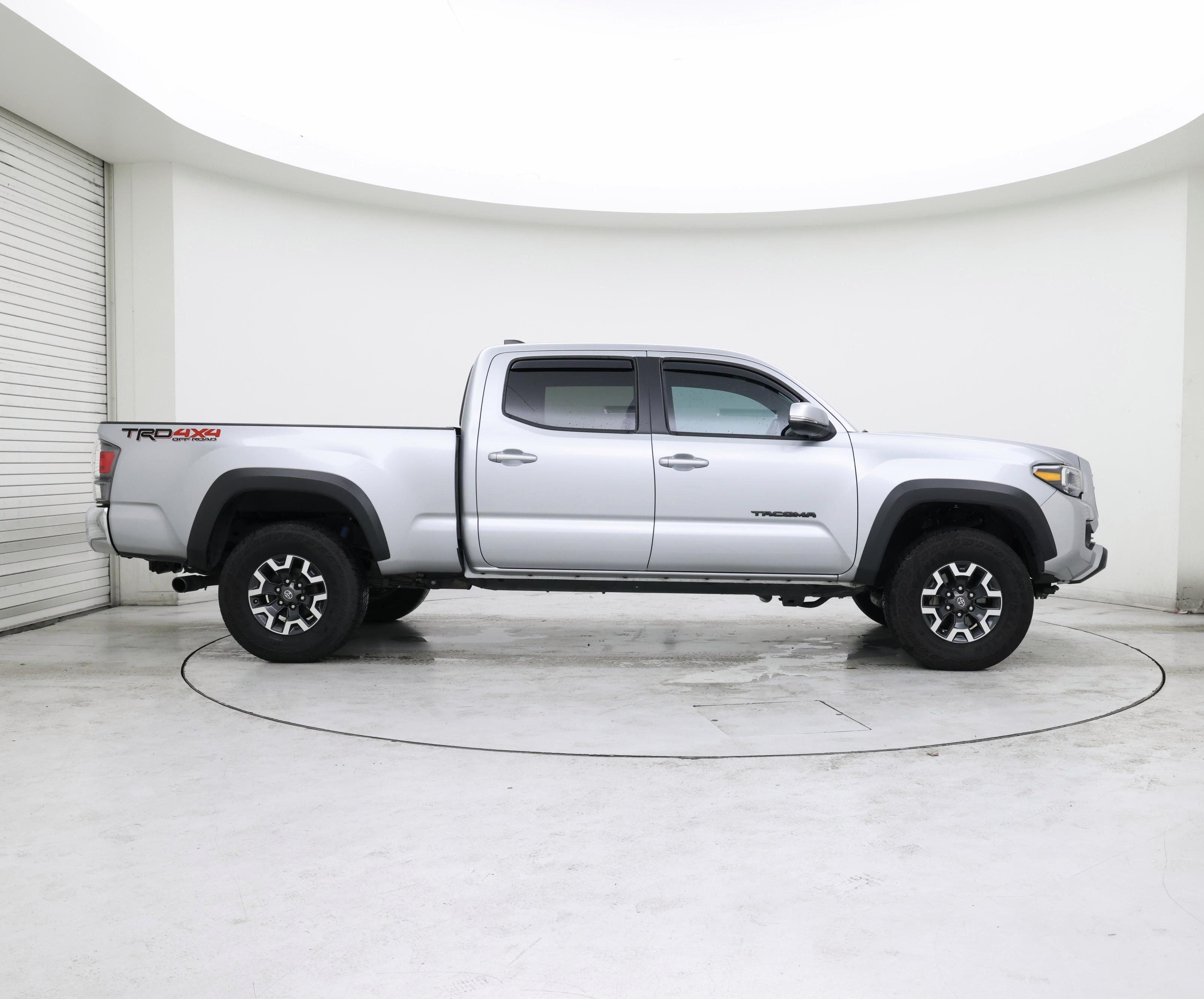 Thumbnail: 2023 Toyota Tacoma - 7