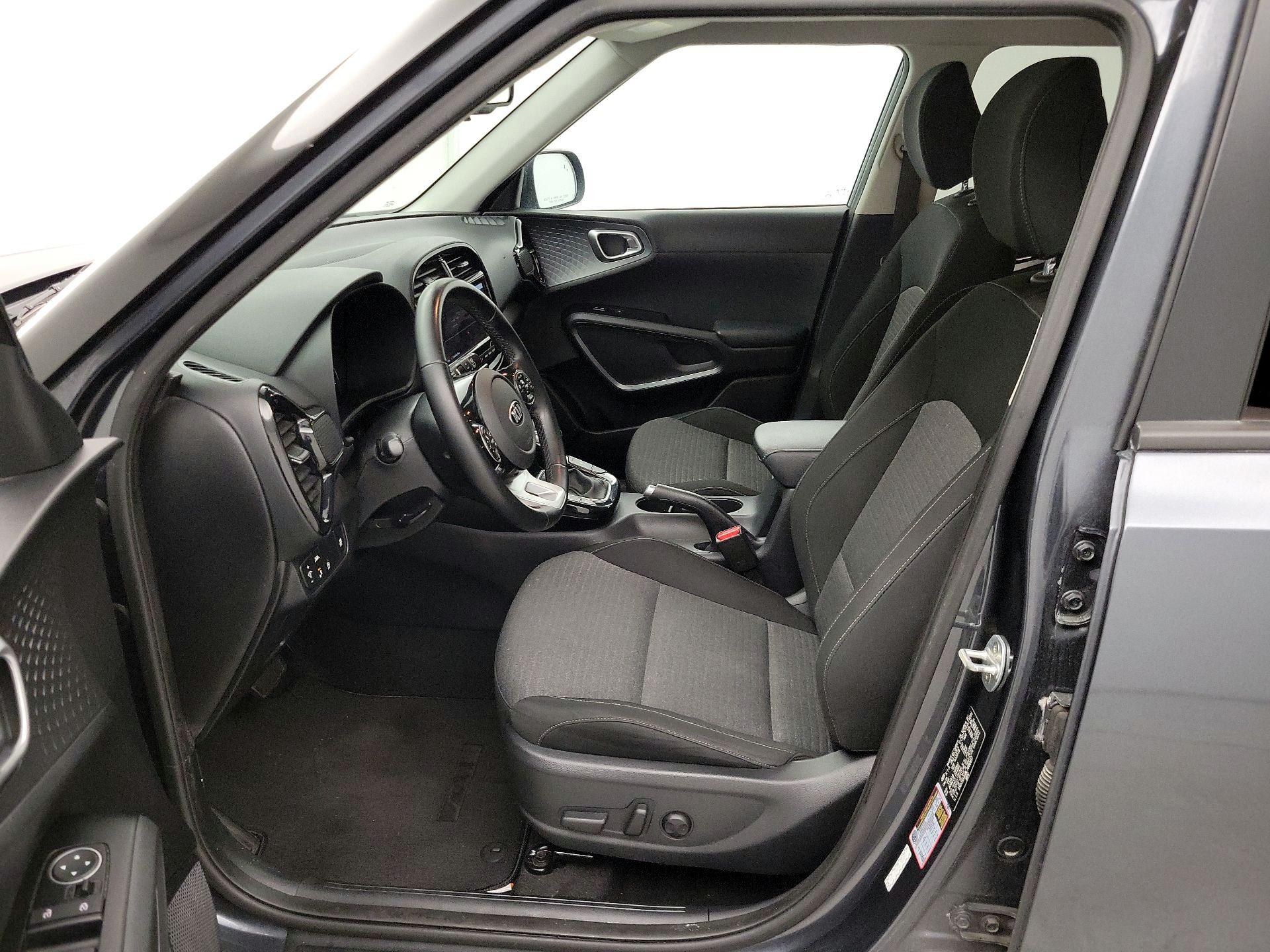 Thumbnail: 2020 Kia Soul - 11