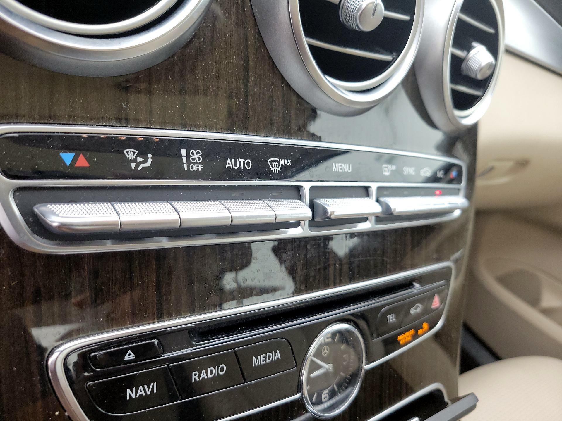 Thumbnail: 2018 Mercedes-Benz C-Class - 16