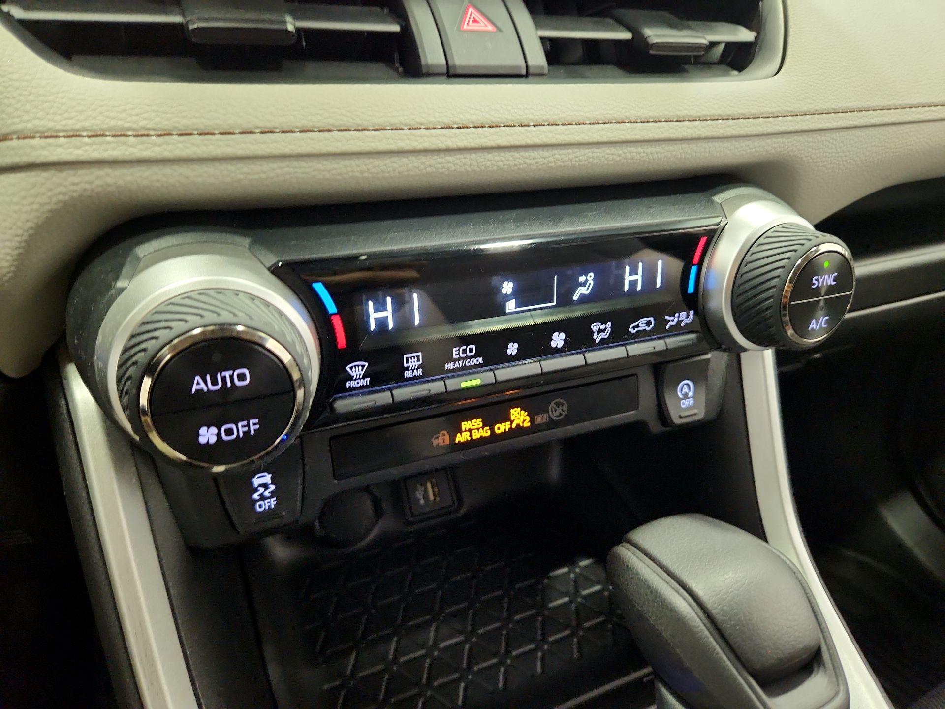 Thumbnail: 2023 Toyota RAV4 - 16