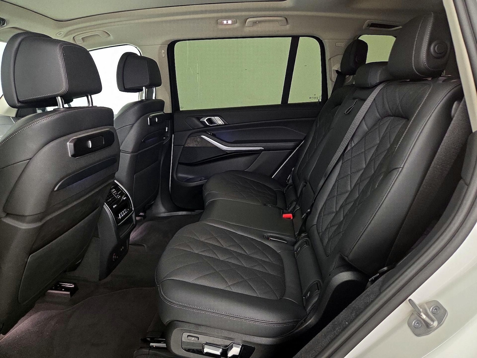 Rear Air Conditioning