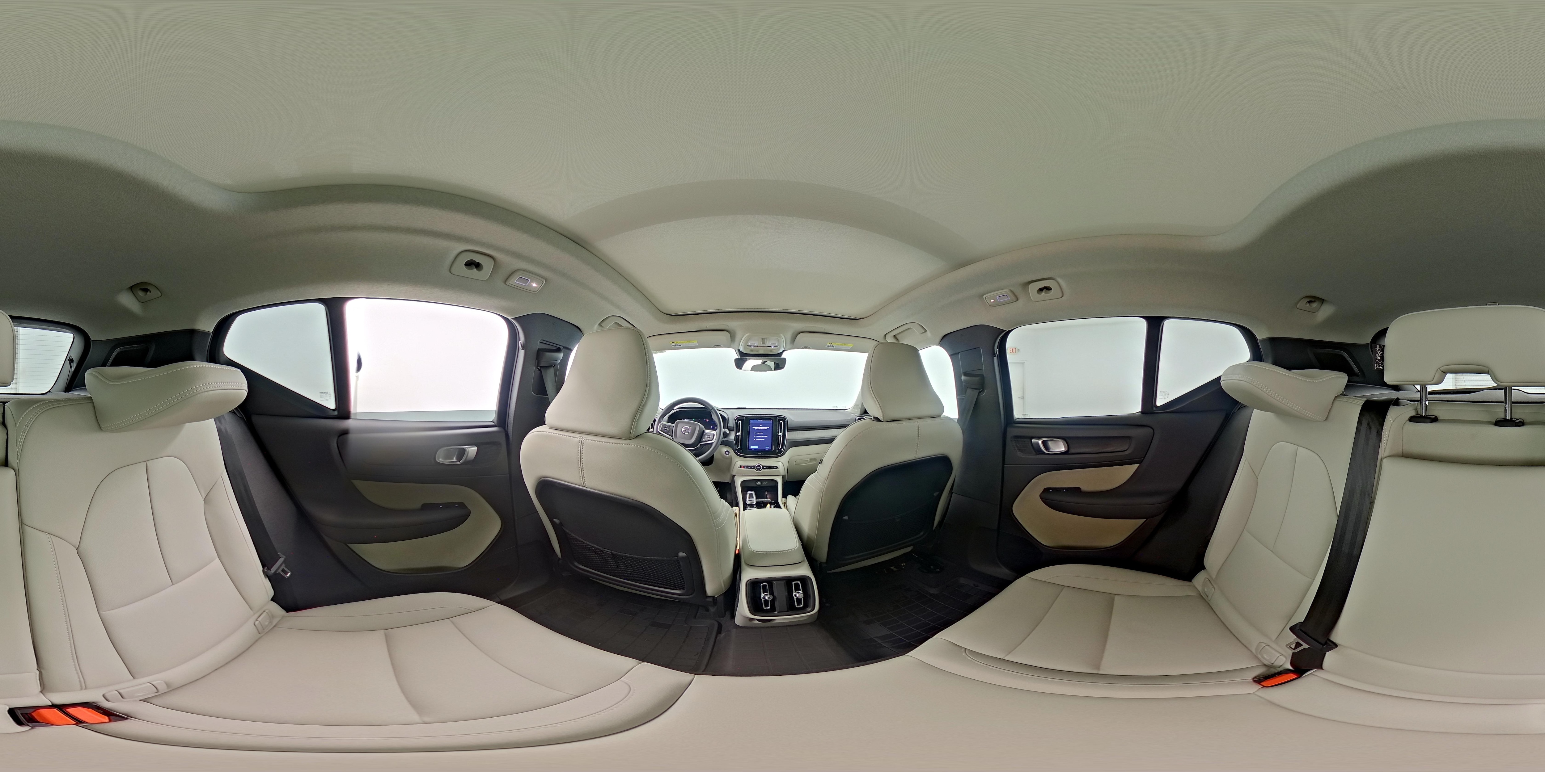 2025 Volvo XC40 Plus - Photo 27