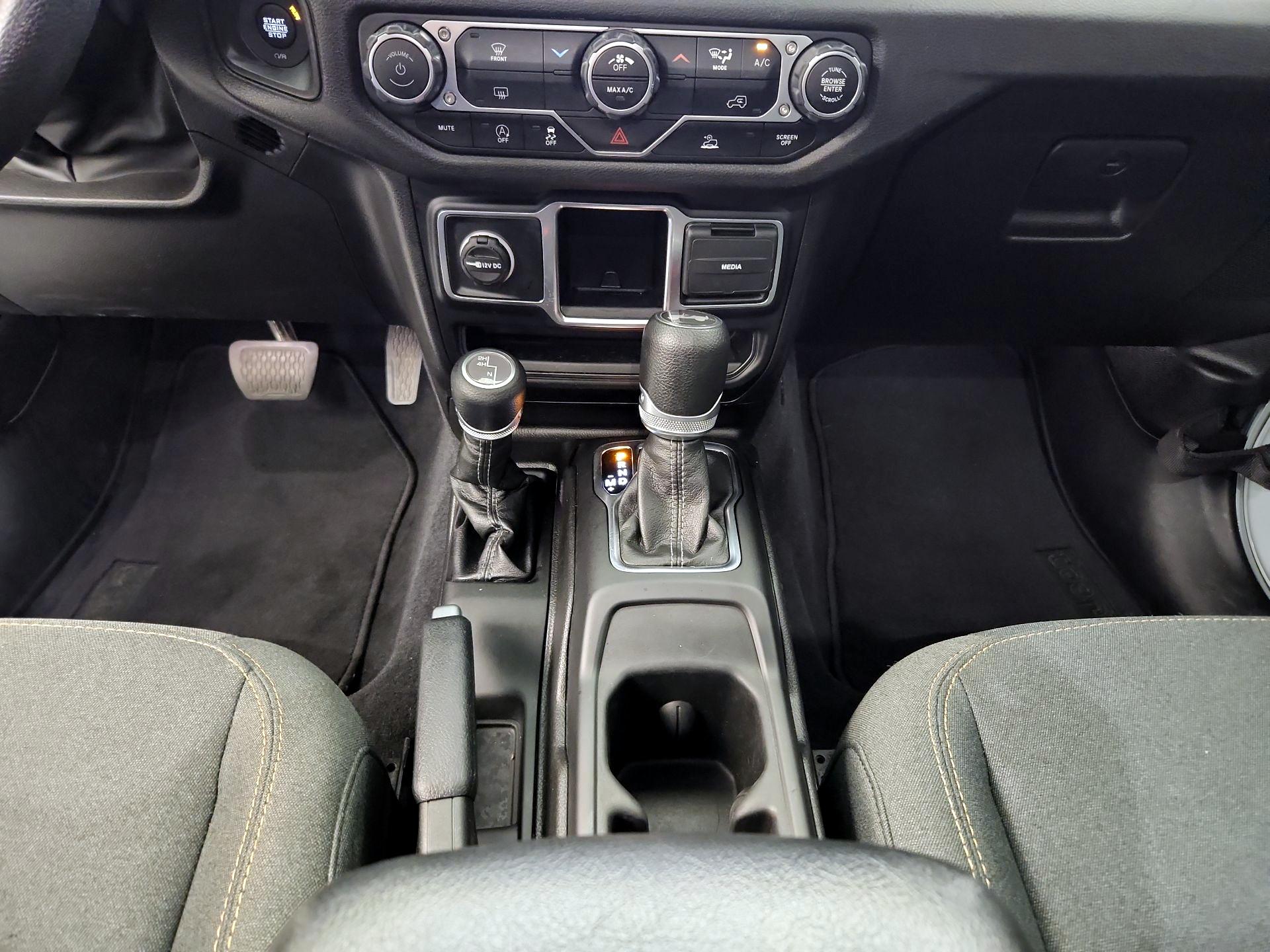 Thumbnail: 2024 Jeep Wrangler - 17
