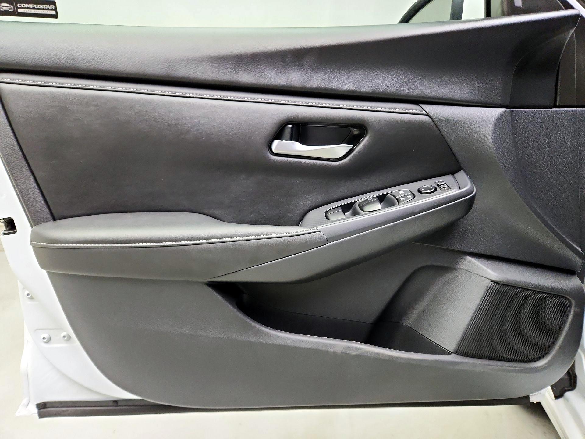 Thumbnail: 2025 Nissan Sentra - 10