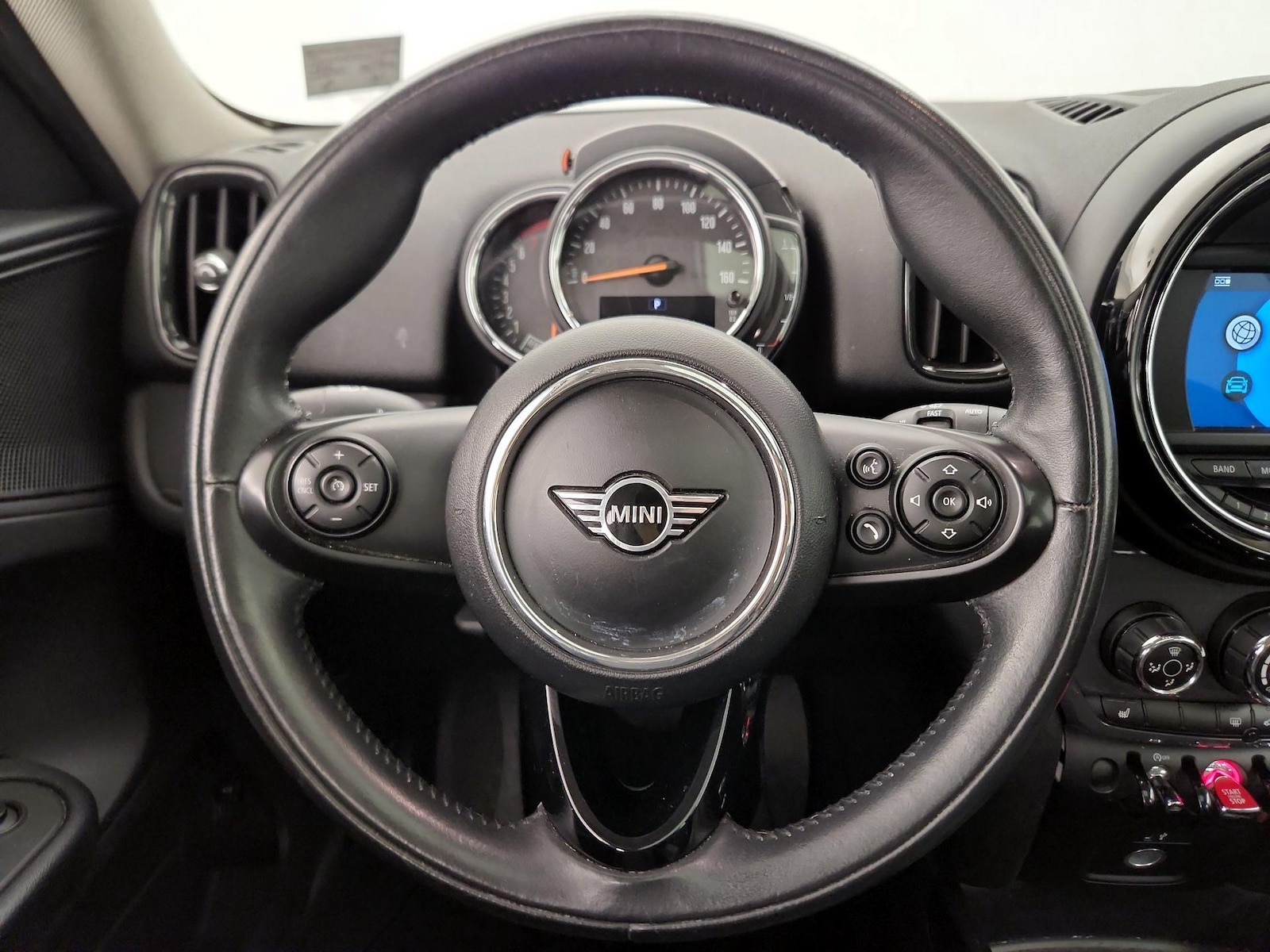2019 MINI Countryman Base - Photo 11