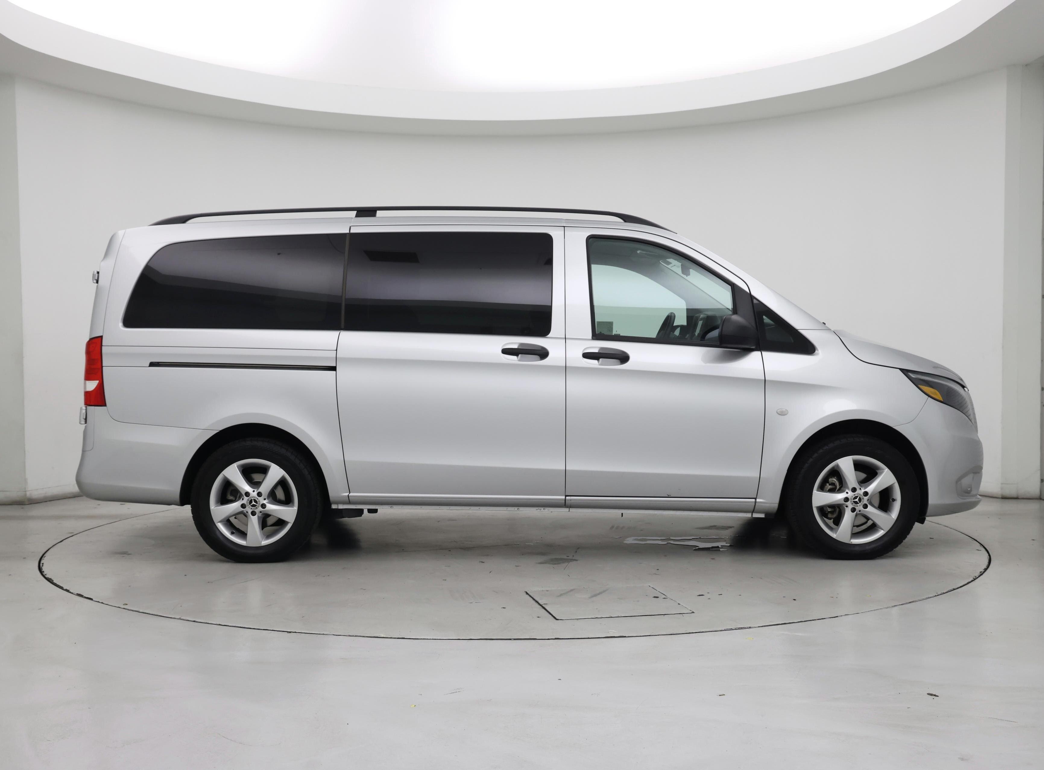 Thumbnail: 2023 Mercedes-Benz Metris - 7