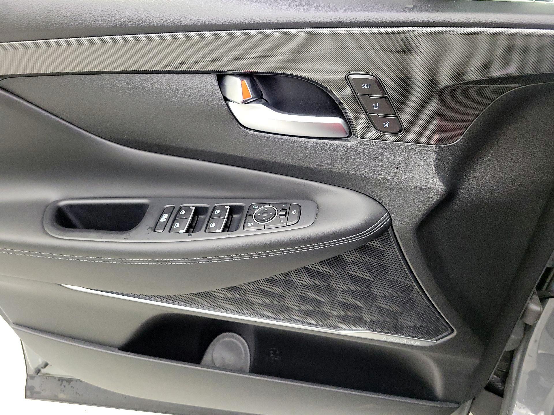 Thumbnail: 2023 Hyundai Santa Fe - 12