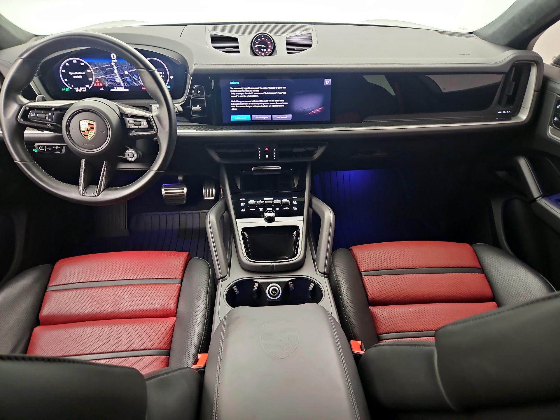Thumbnail: 2024 Porsche Cayenne - 9