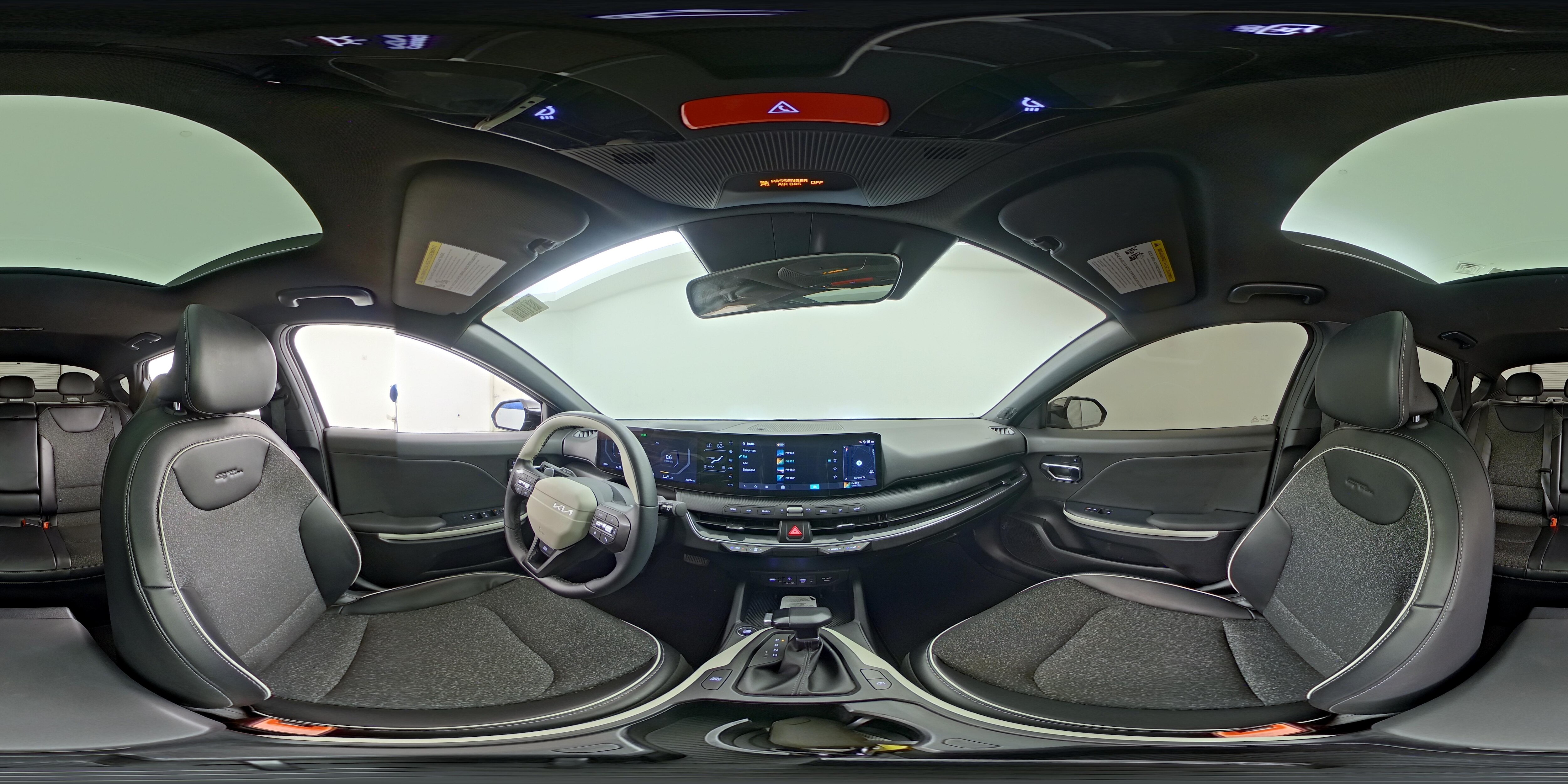 2025 Kia K4 GT-Line - Photo 25