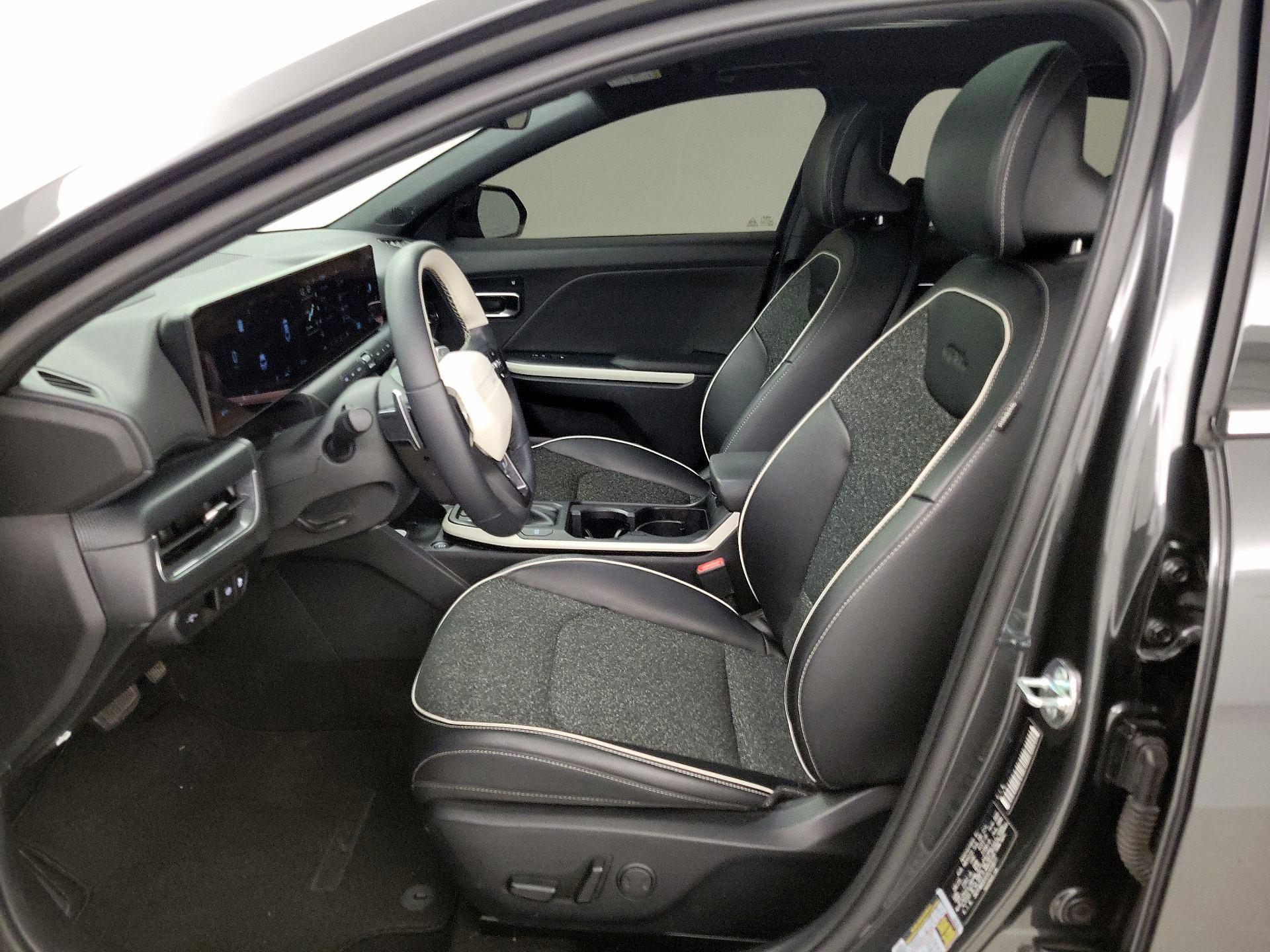 Thumbnail: 2025 Kia K4 - 11