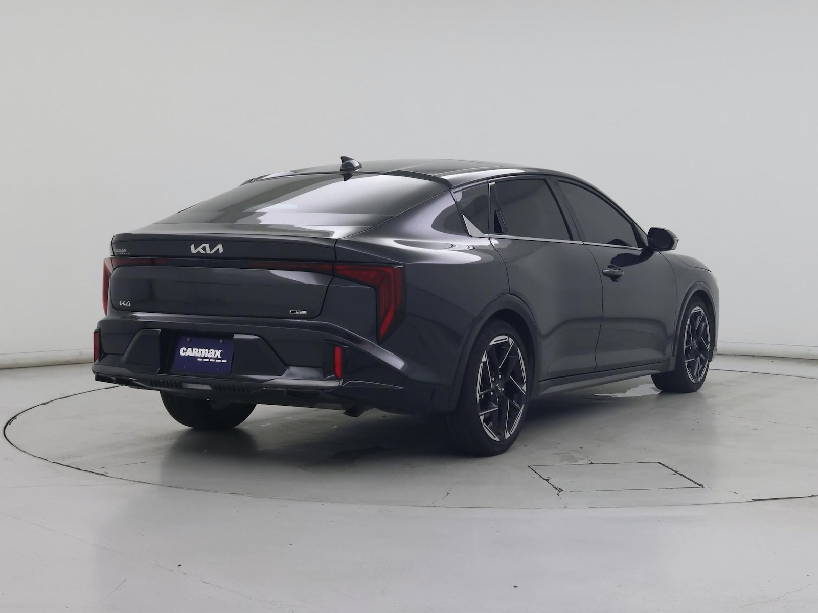 2025 Kia K4 GT-Line - Photo 9