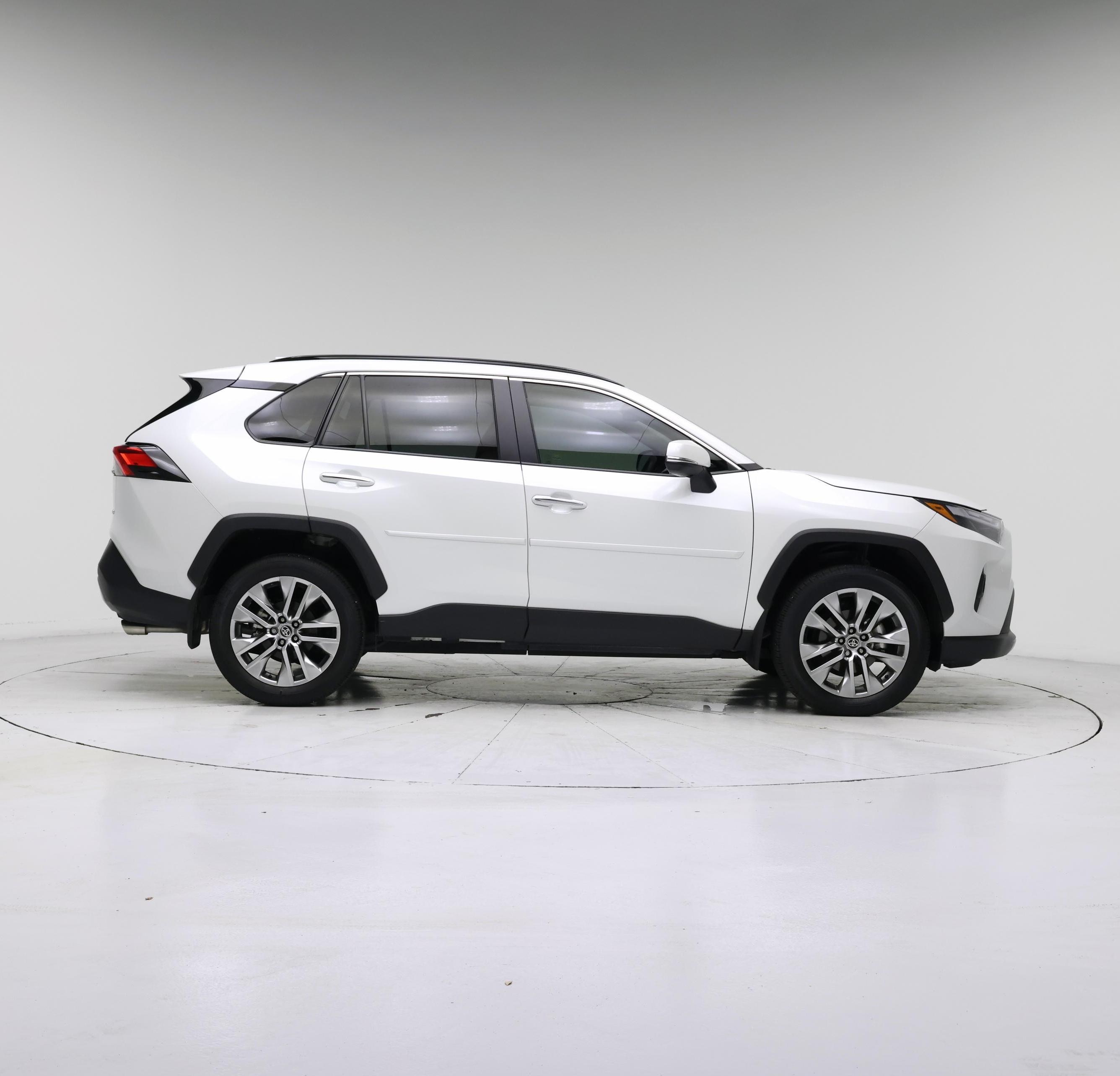 Thumbnail: 2025 Toyota RAV4 - 7