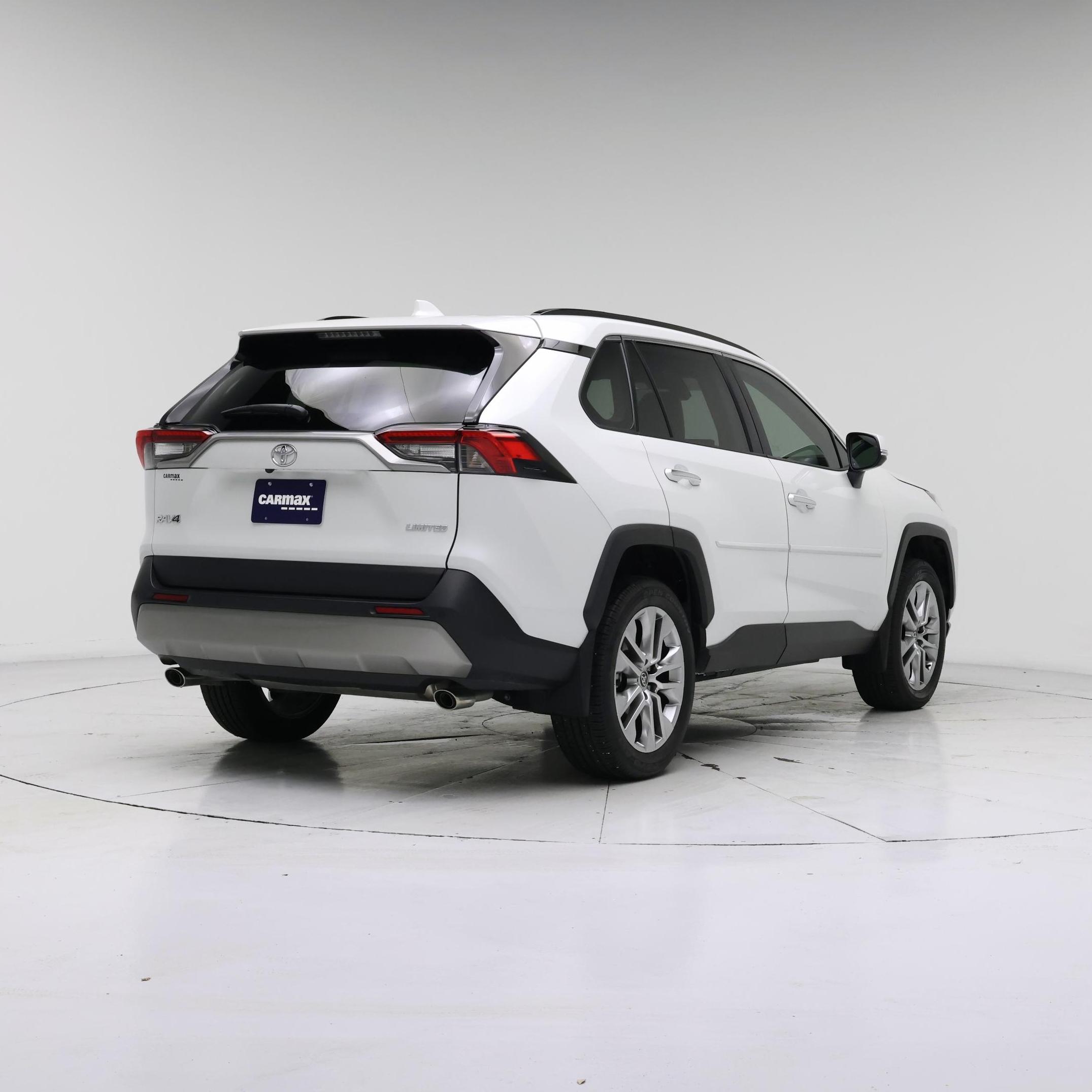 Thumbnail: 2025 Toyota RAV4 - 8