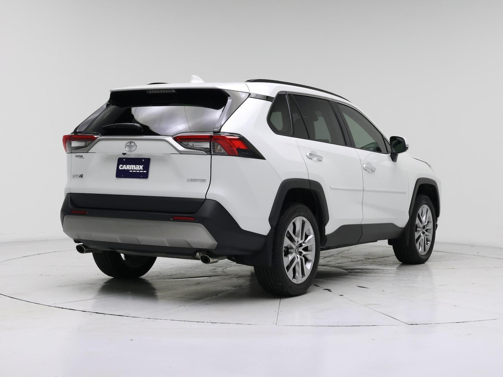 2025 Toyota RAV4 Limited - Photo 9