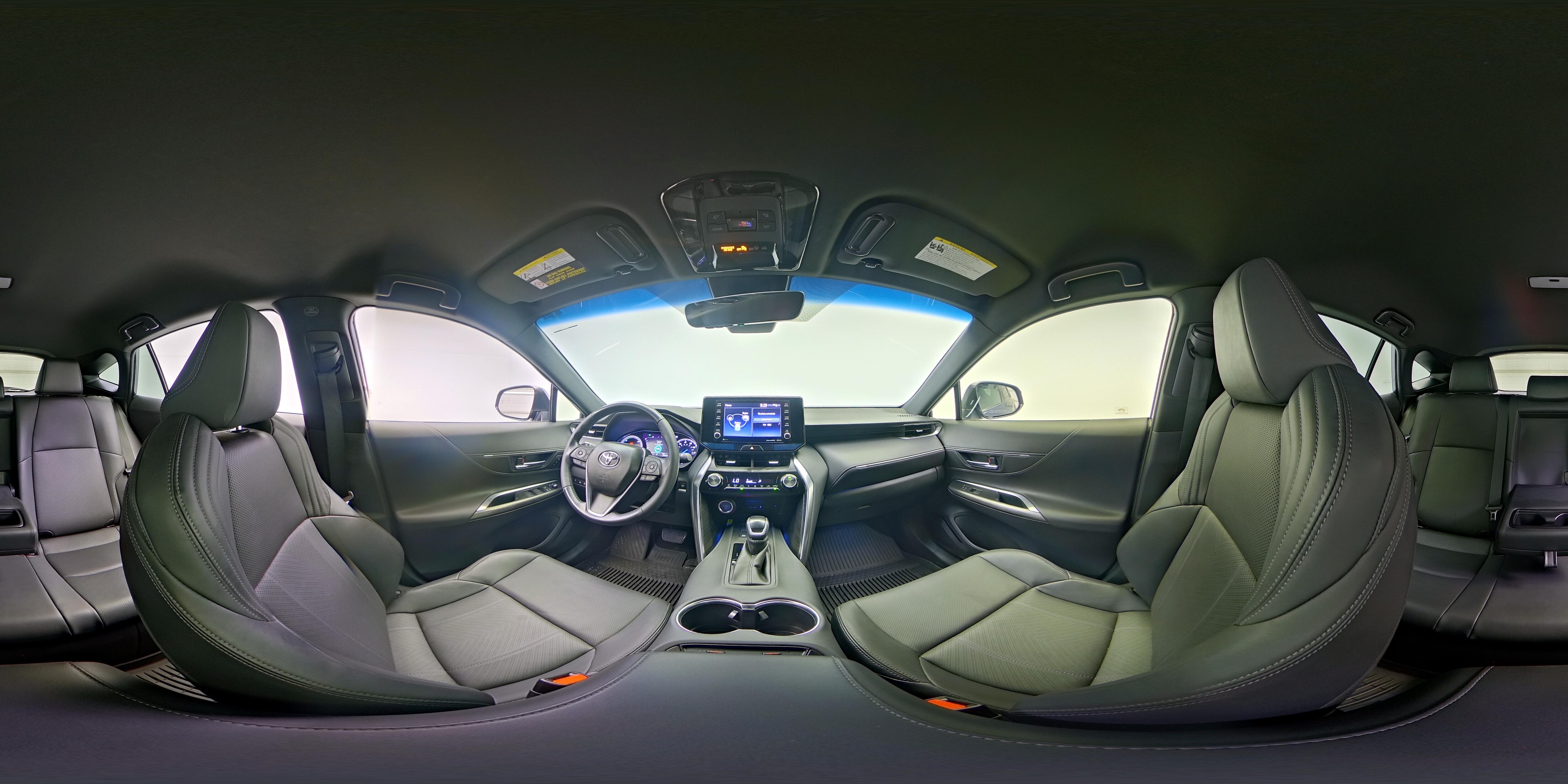 2021 Toyota Venza XLE - Photo 24