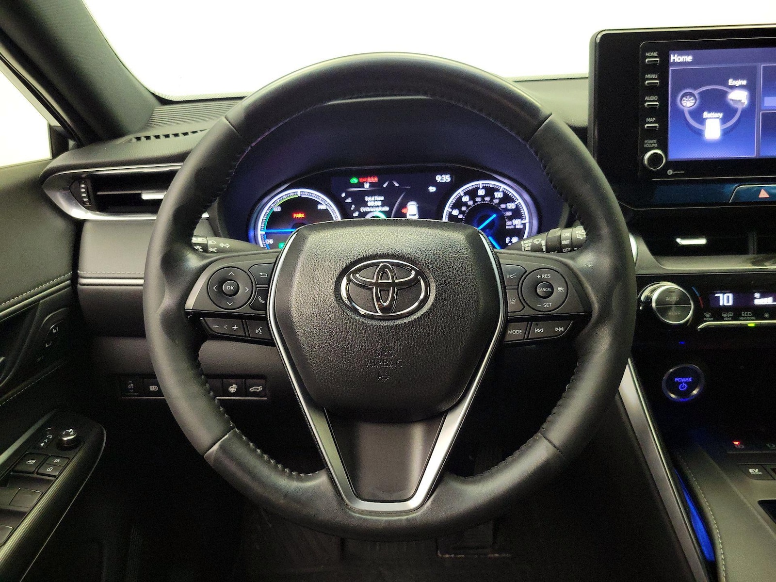 2021 Toyota Venza XLE - Photo 11
