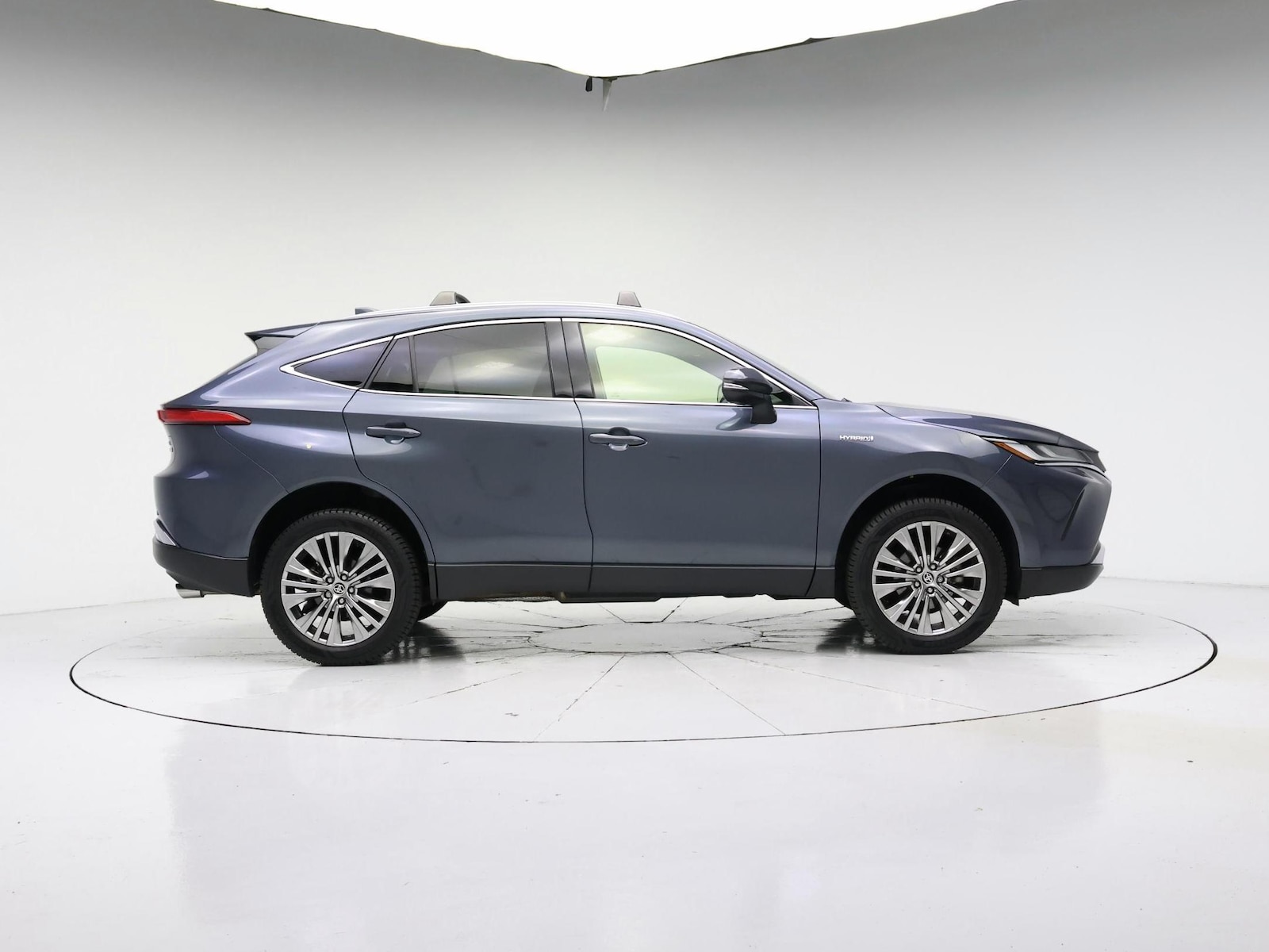 2021 Toyota Venza XLE - Photo 8