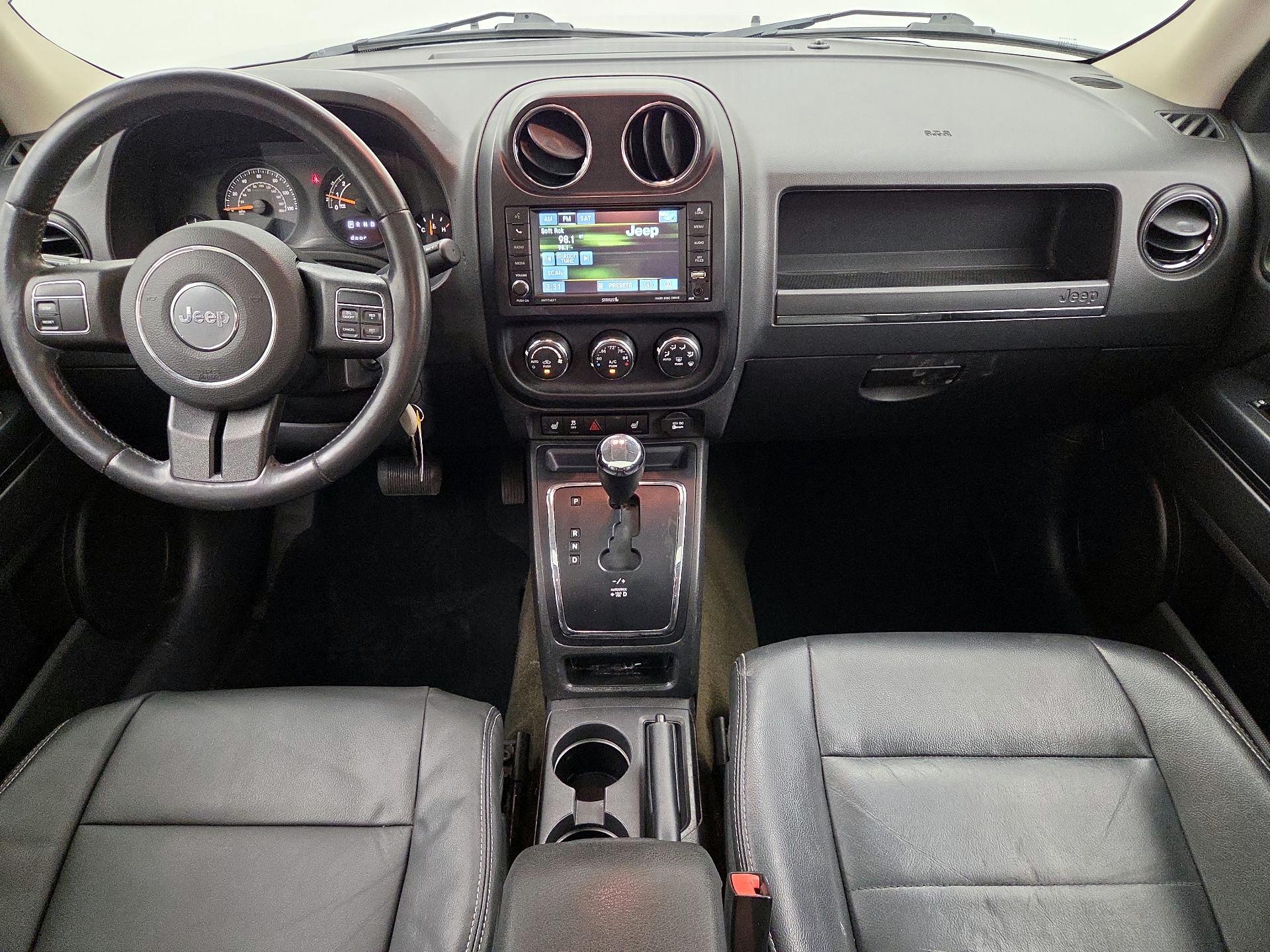 Thumbnail: 2016 Jeep Patriot - 9