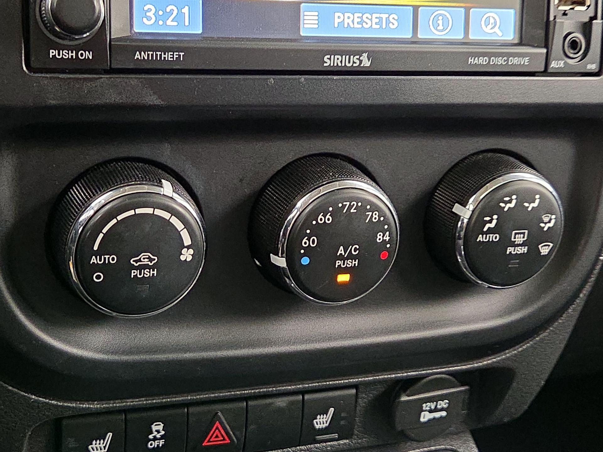 Thumbnail: 2016 Jeep Patriot - 16