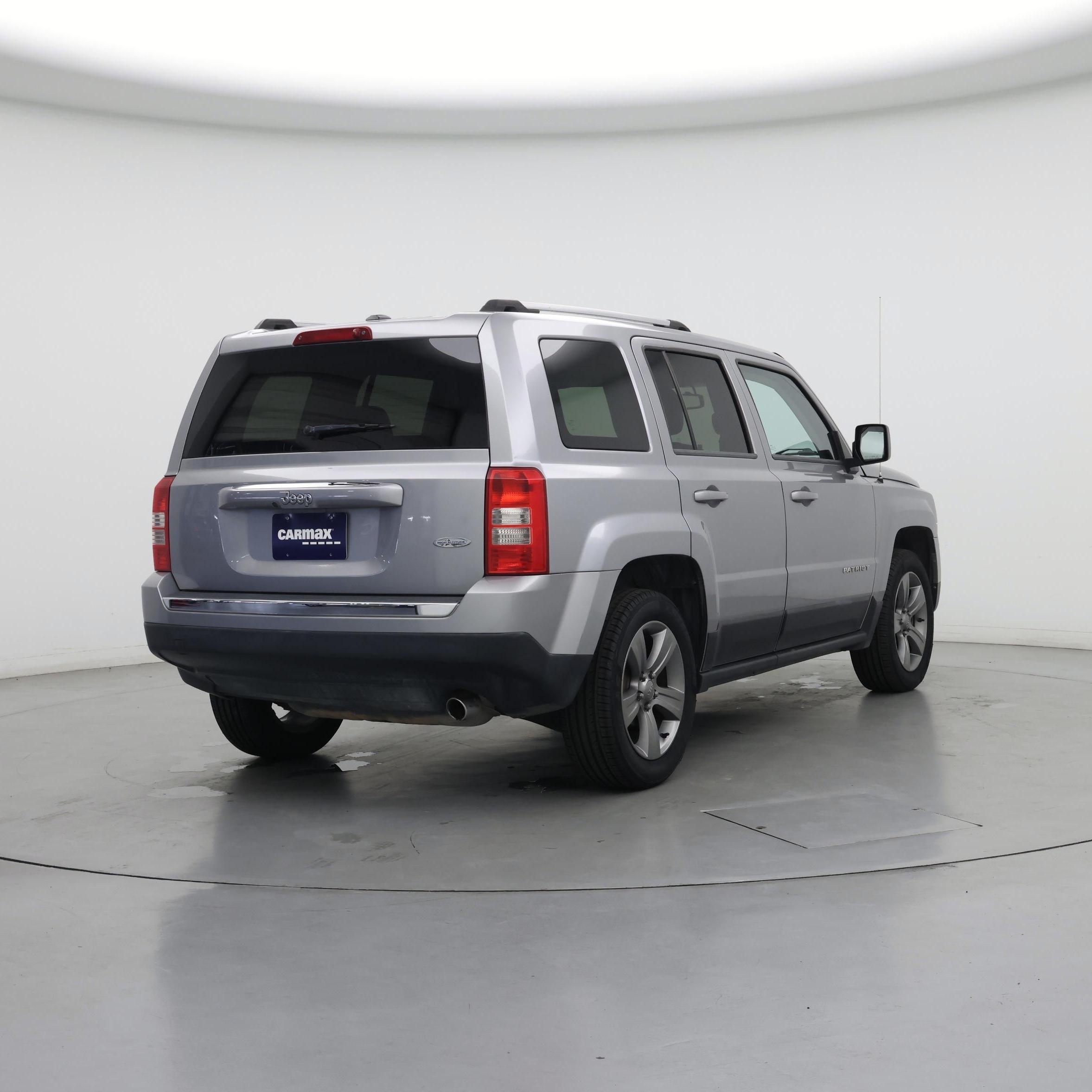 Thumbnail: 2016 Jeep Patriot - 8