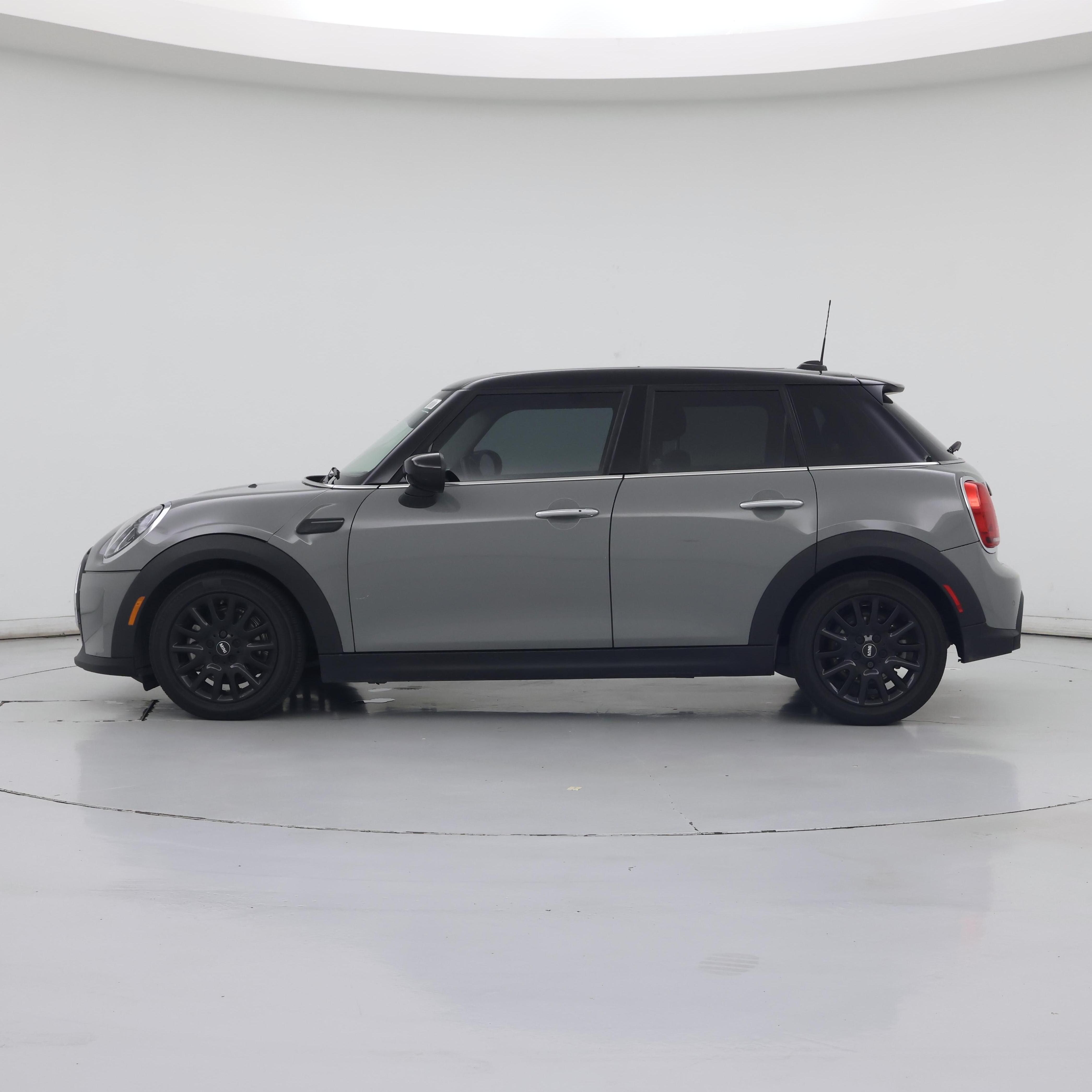 Thumbnail: 2023 MINI Cooper Hardtop - 3