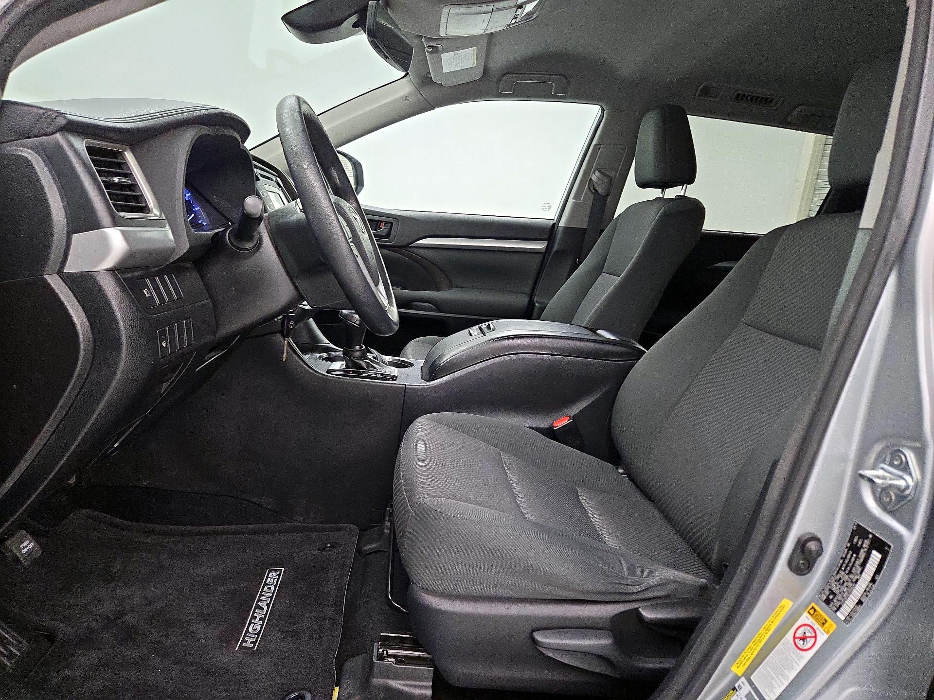 Thumbnail: 2018 Toyota Highlander - 11