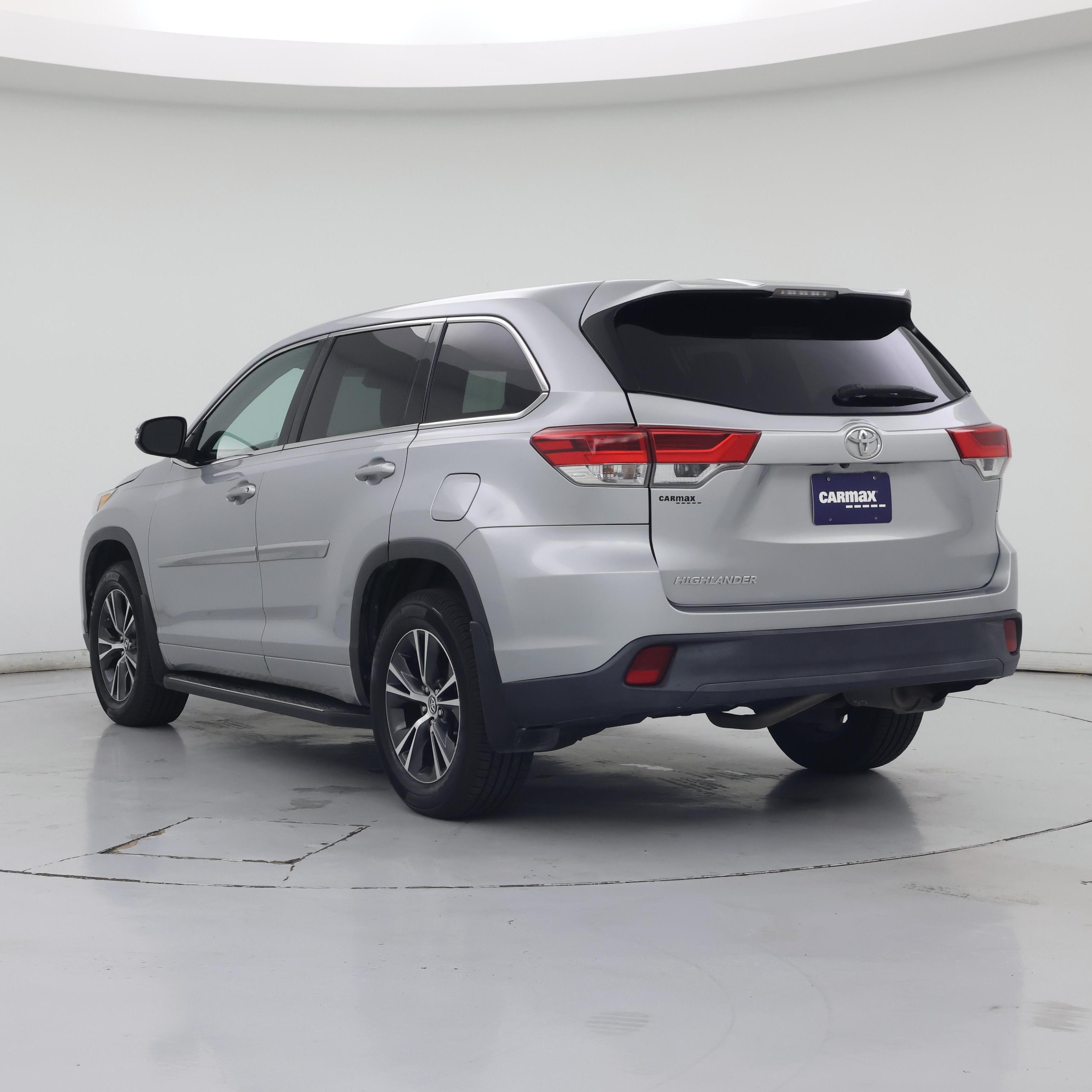 Thumbnail: 2018 Toyota Highlander - 2