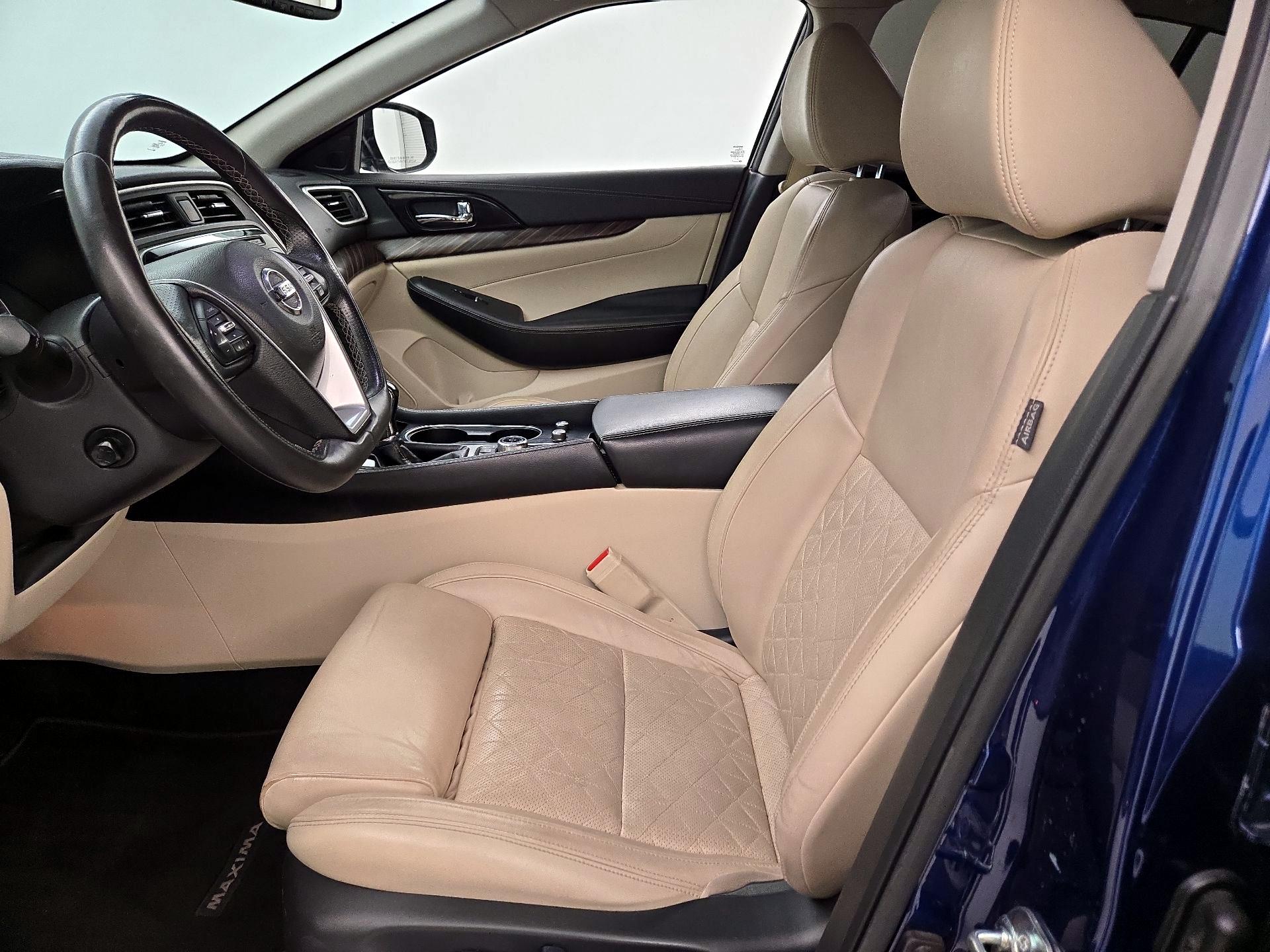 Thumbnail: 2016 Nissan Maxima - 11
