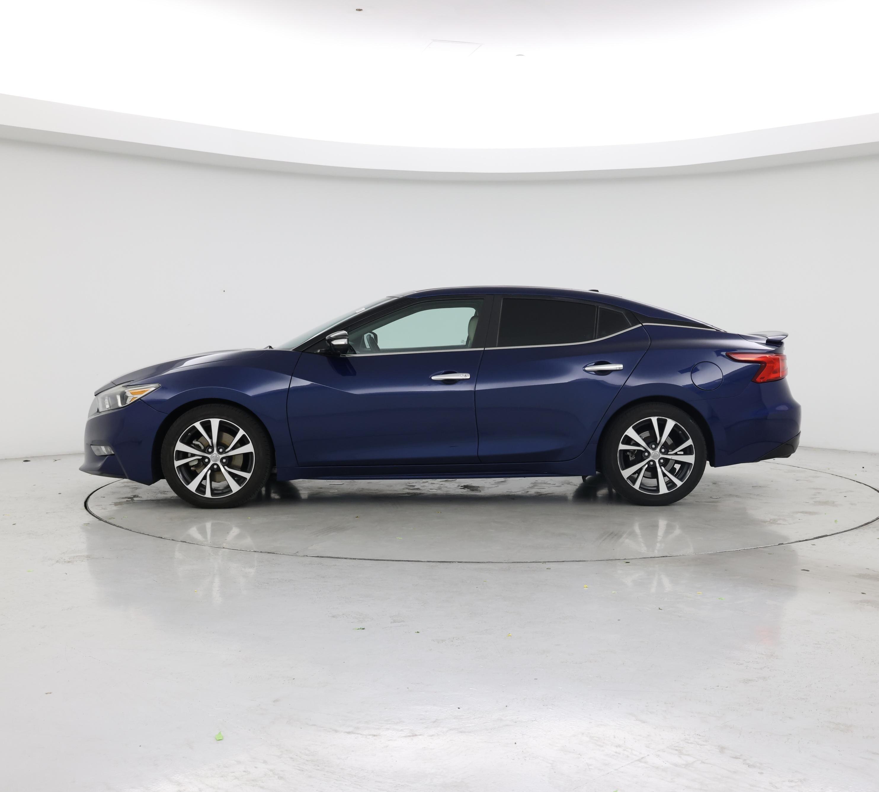 Thumbnail: 2016 Nissan Maxima - 3