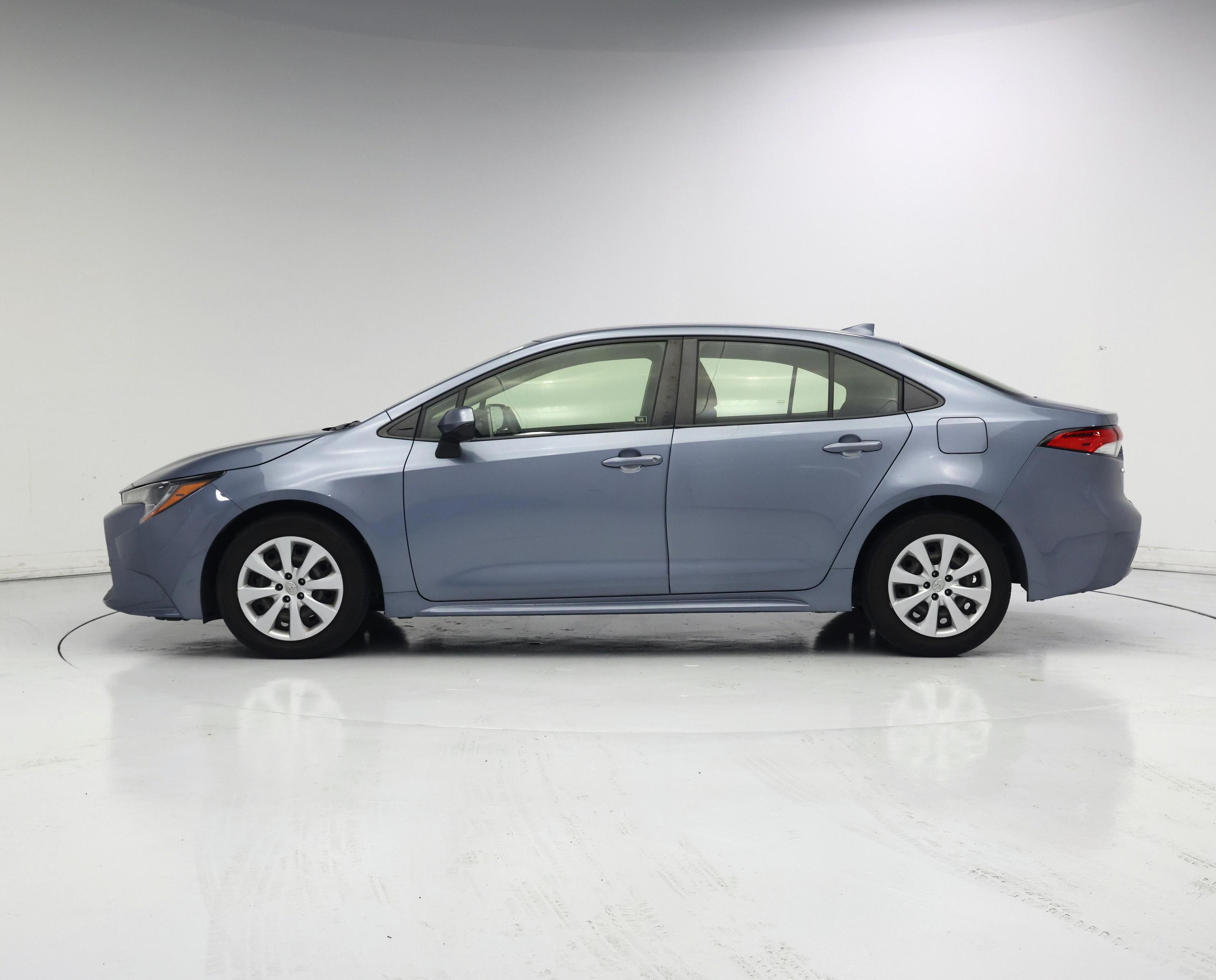 Thumbnail: 2021 Toyota Corolla - 3