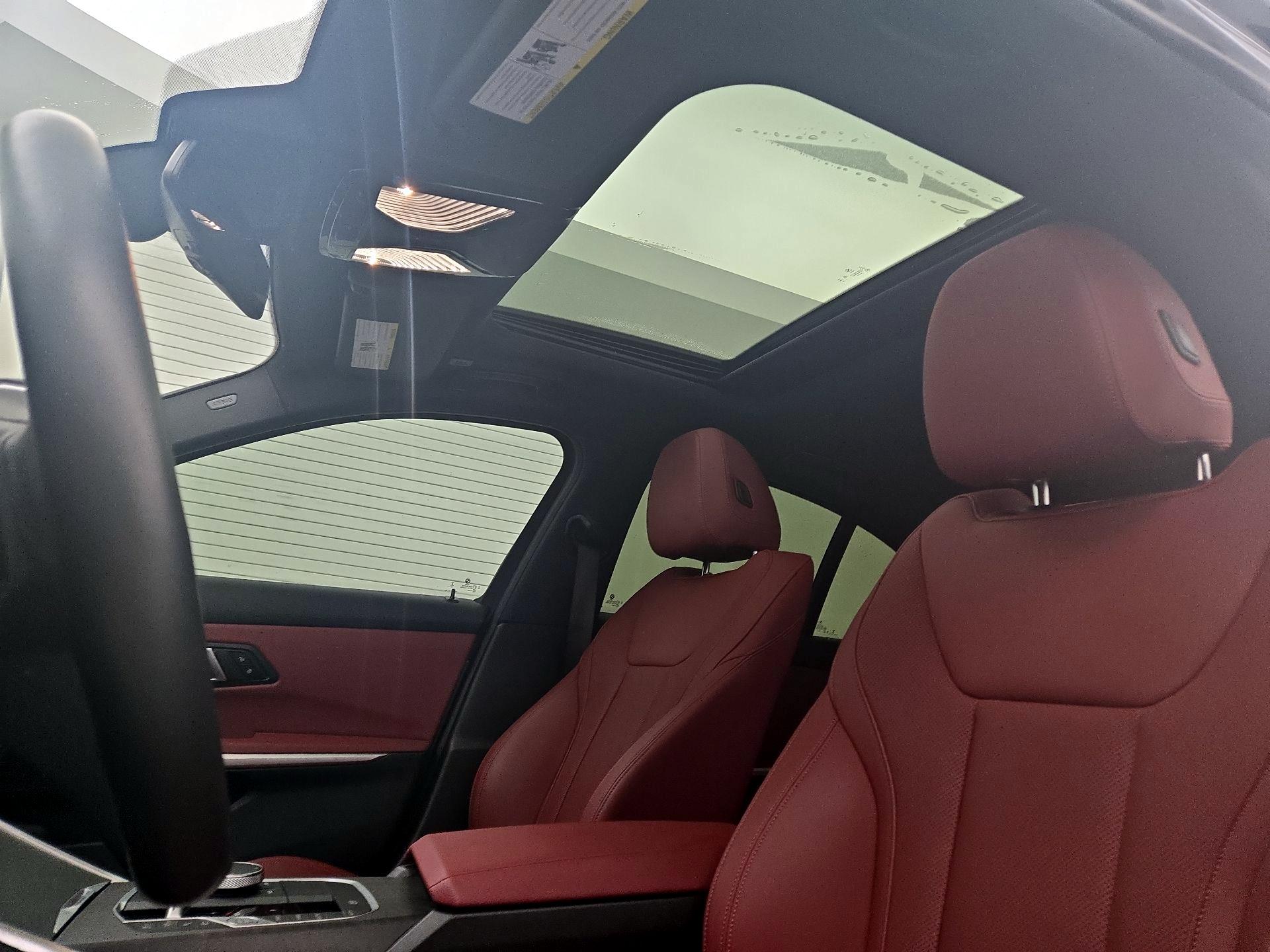 Thumbnail: 2024 BMW 3 Series - 20