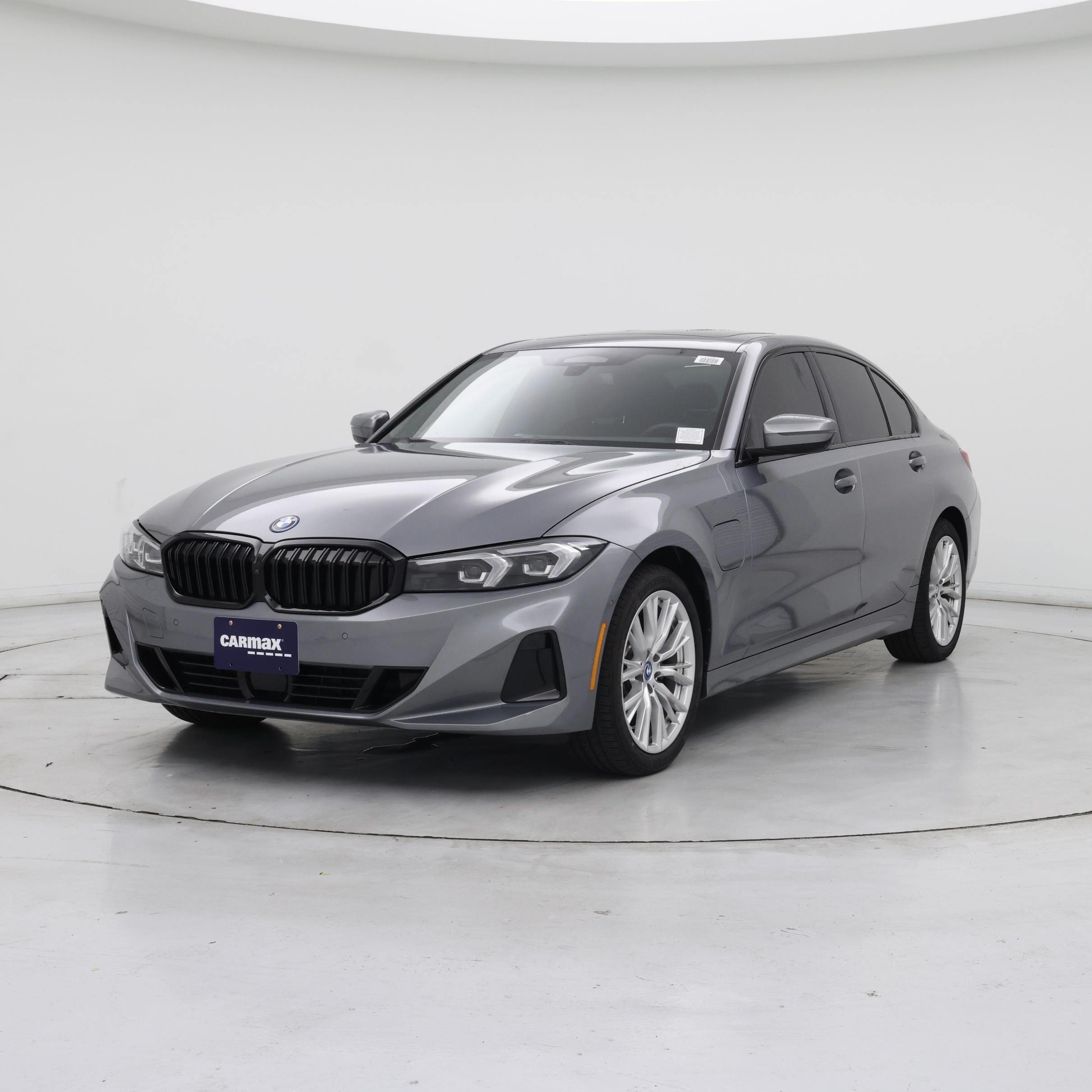 Thumbnail: 2024 BMW 3 Series - 4