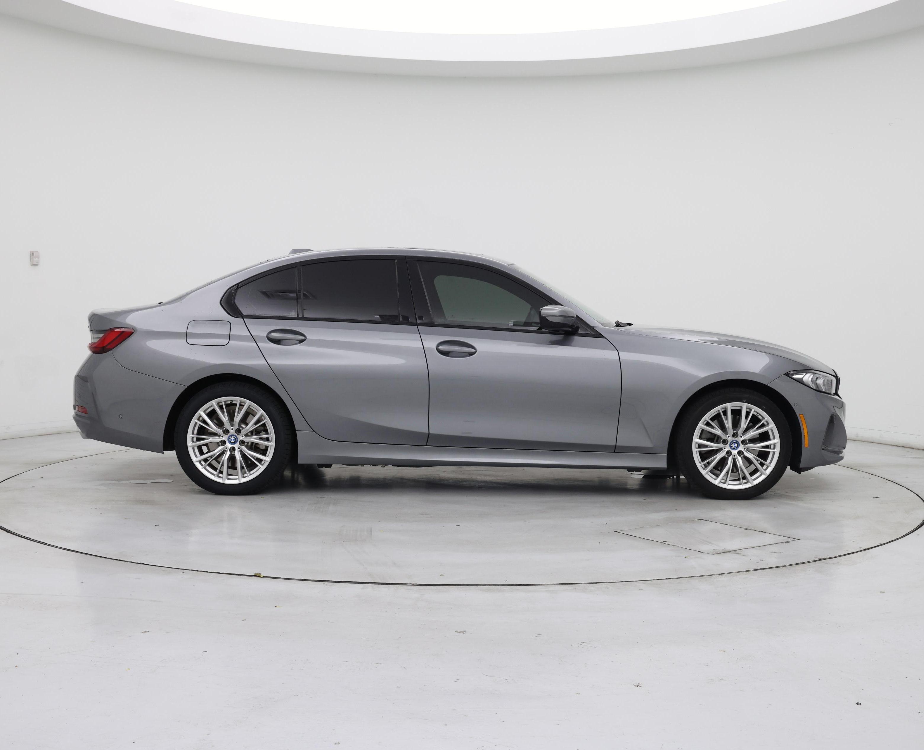 Thumbnail: 2024 BMW 3 Series - 7