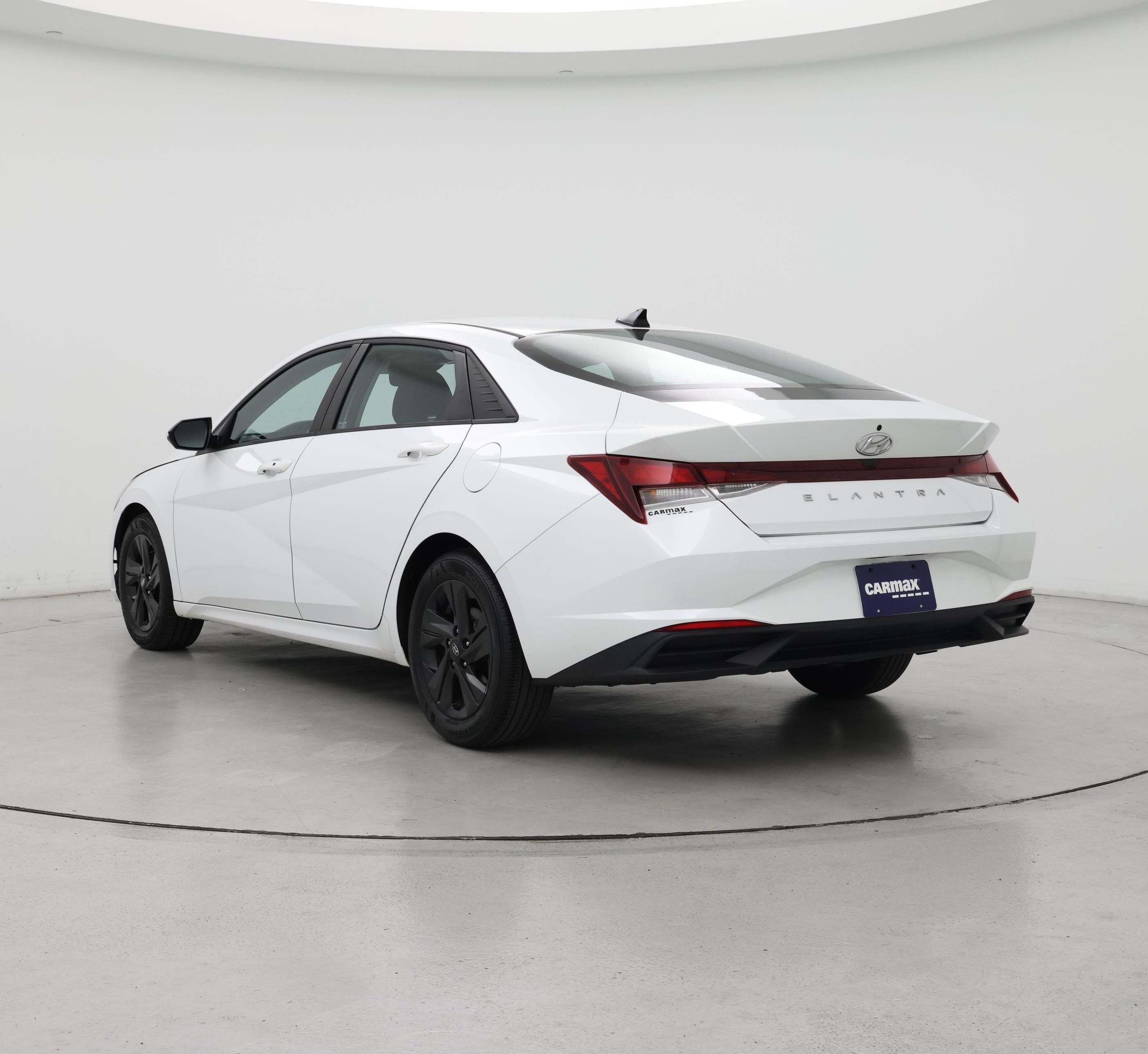 Thumbnail: 2021 Hyundai Elantra - 2