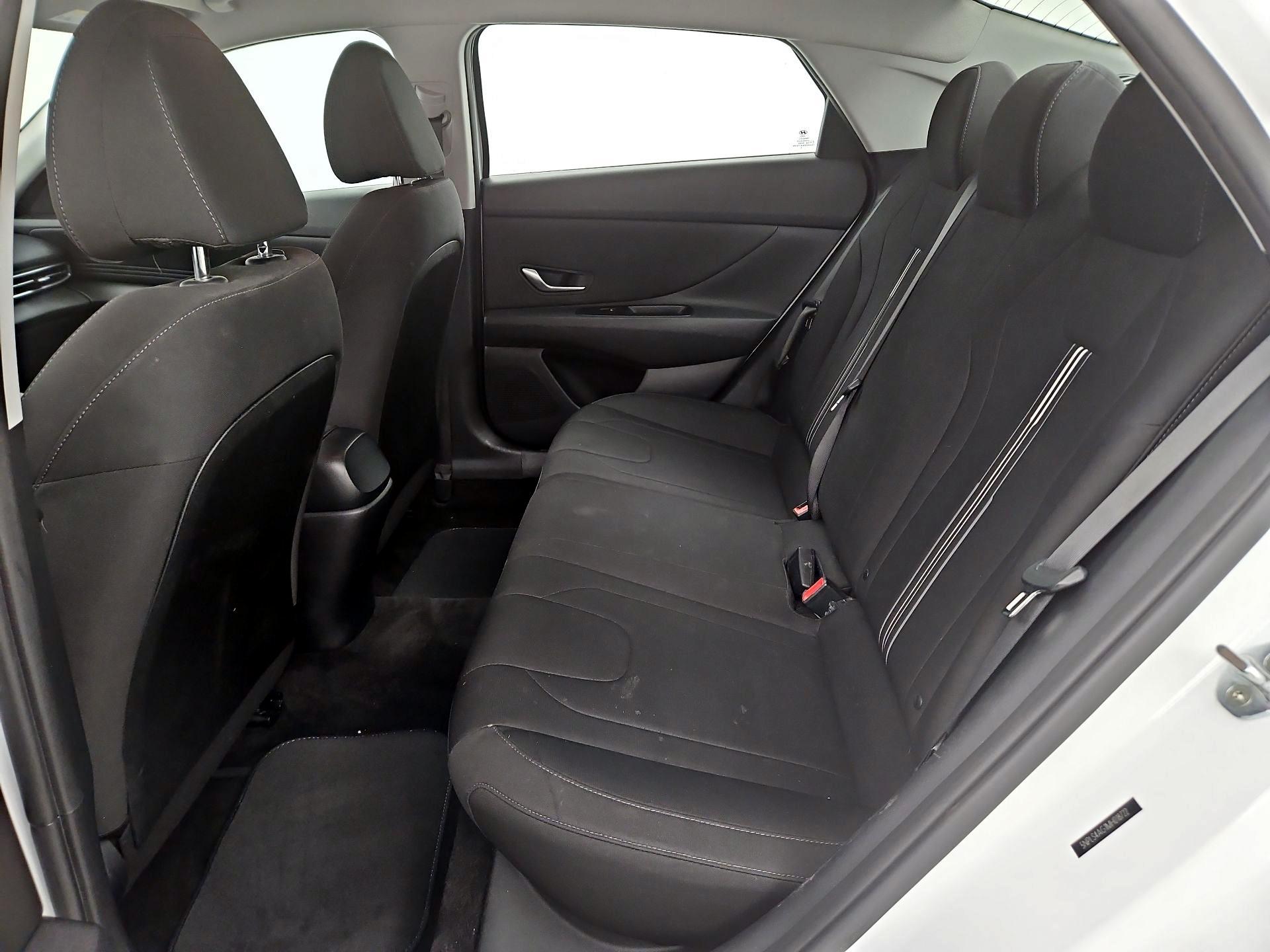 Thumbnail: 2021 Hyundai Elantra - 19
