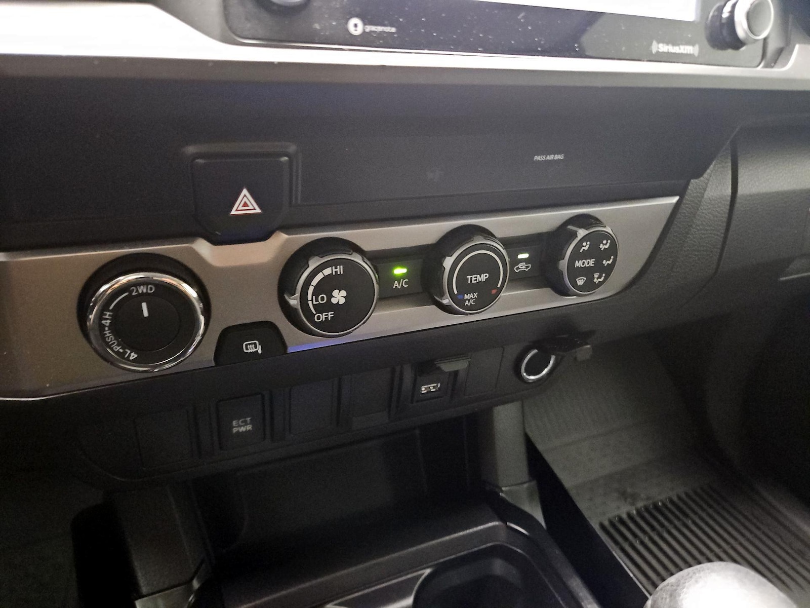 2023 Toyota Tacoma SR - Photo 17