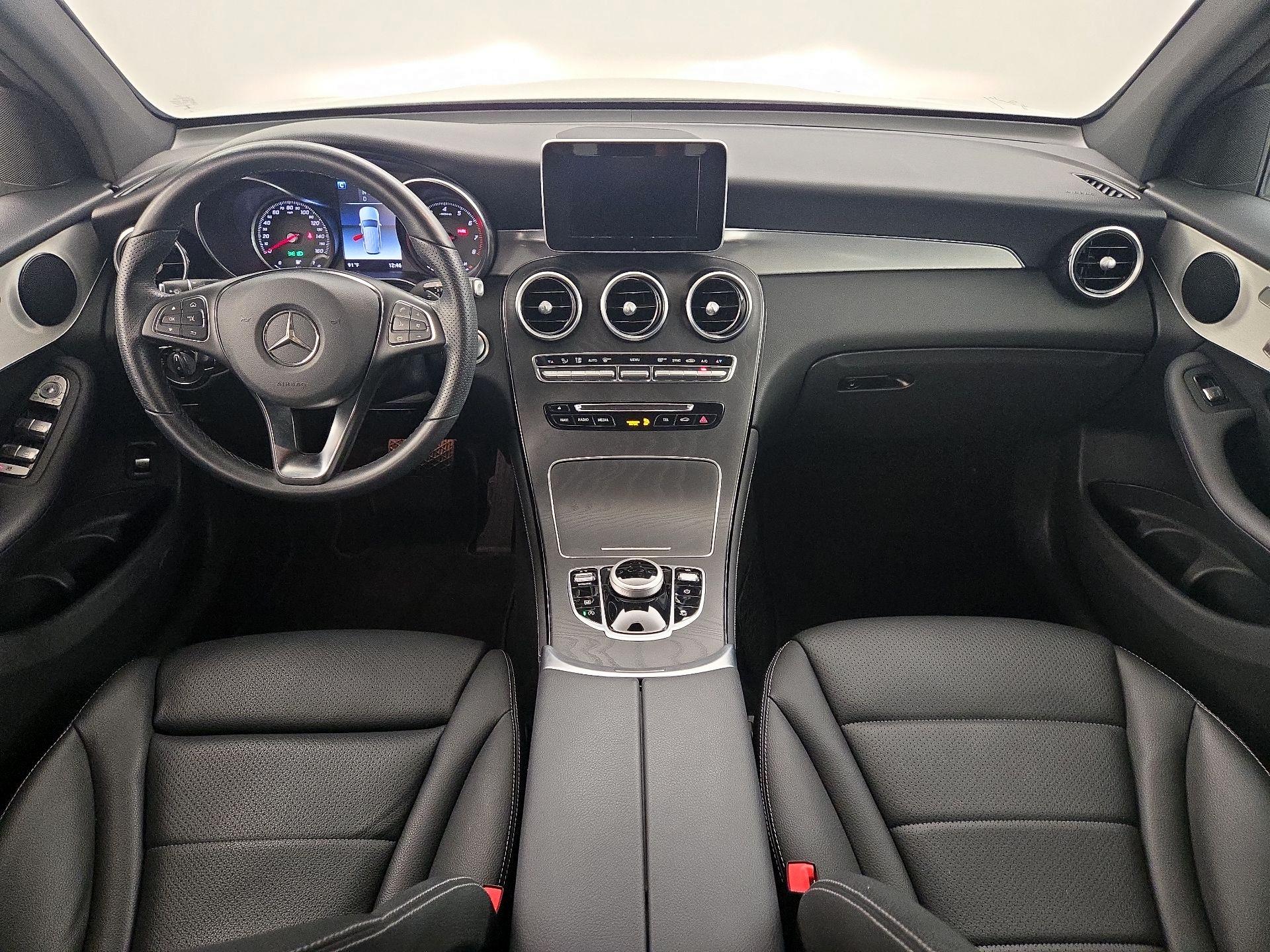 Thumbnail: 2019 Mercedes-Benz GLC - 9