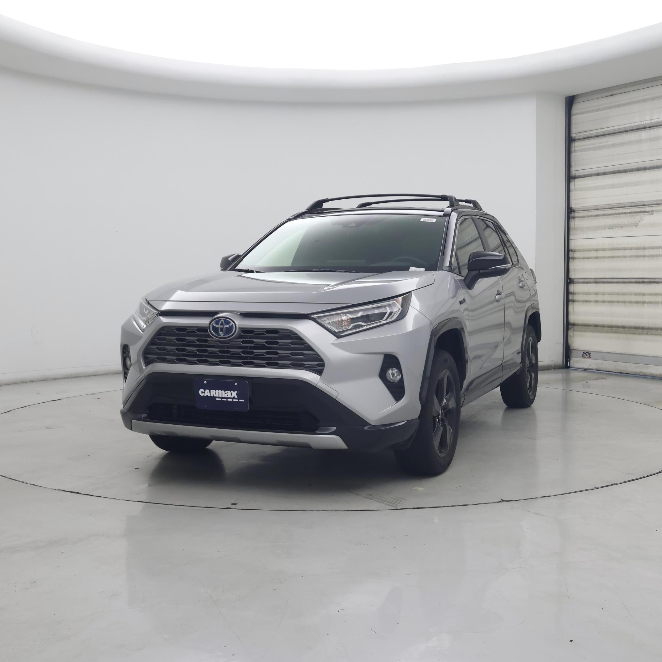 Thumbnail: 2021 Toyota RAV4 - 4