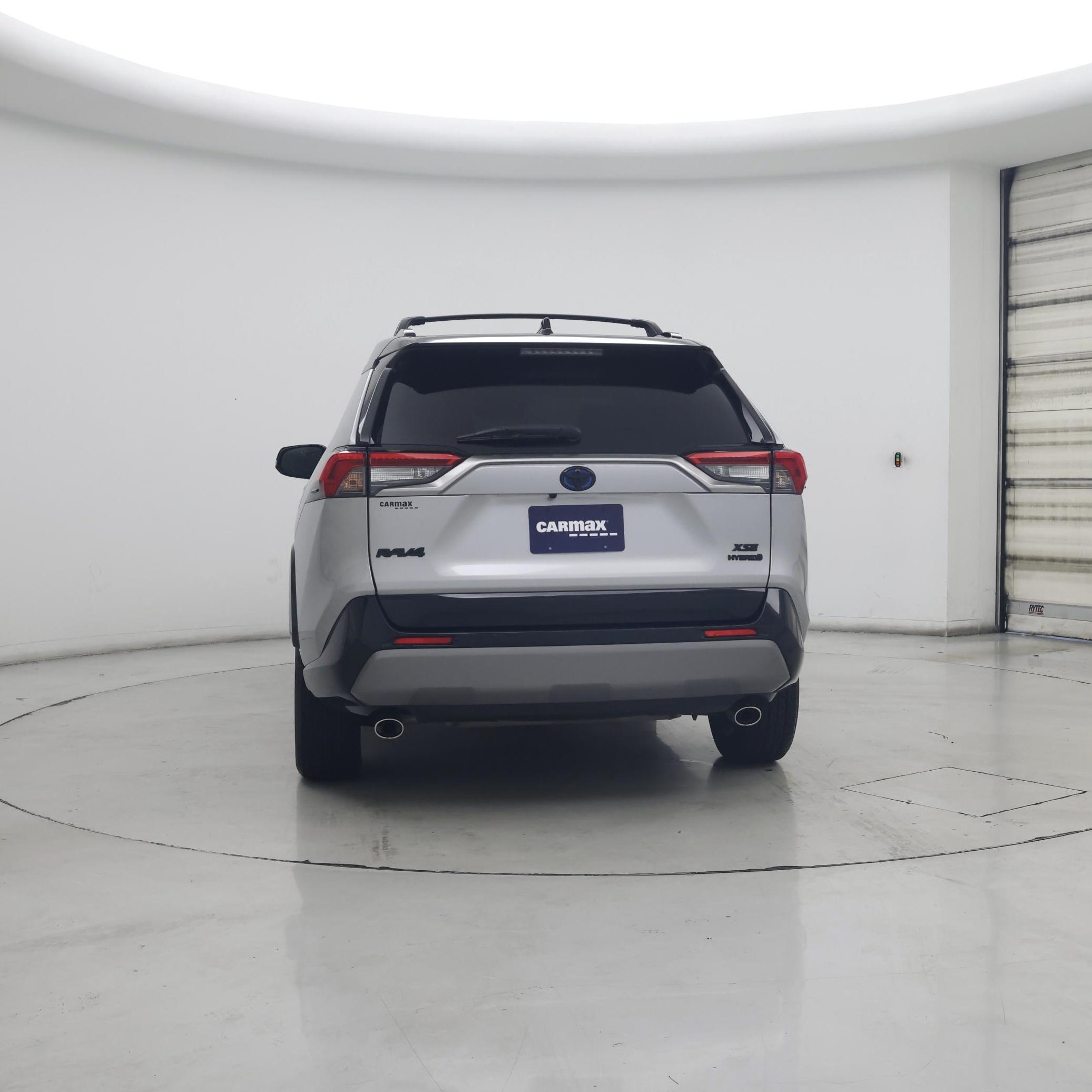 Thumbnail: 2021 Toyota RAV4 - 6