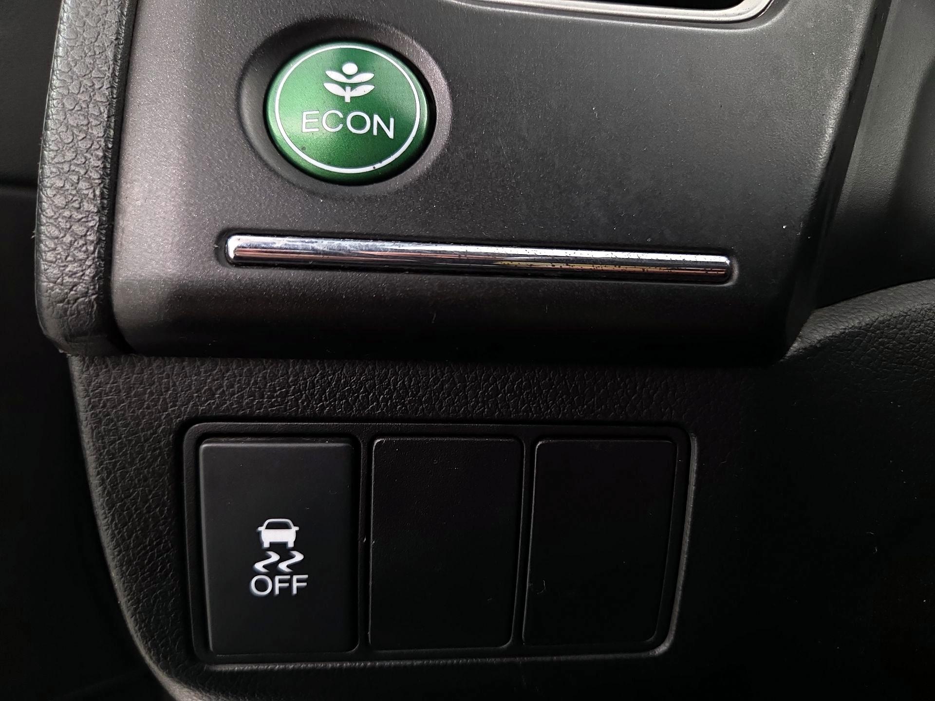 Thumbnail: 2015 Honda Civic - 13