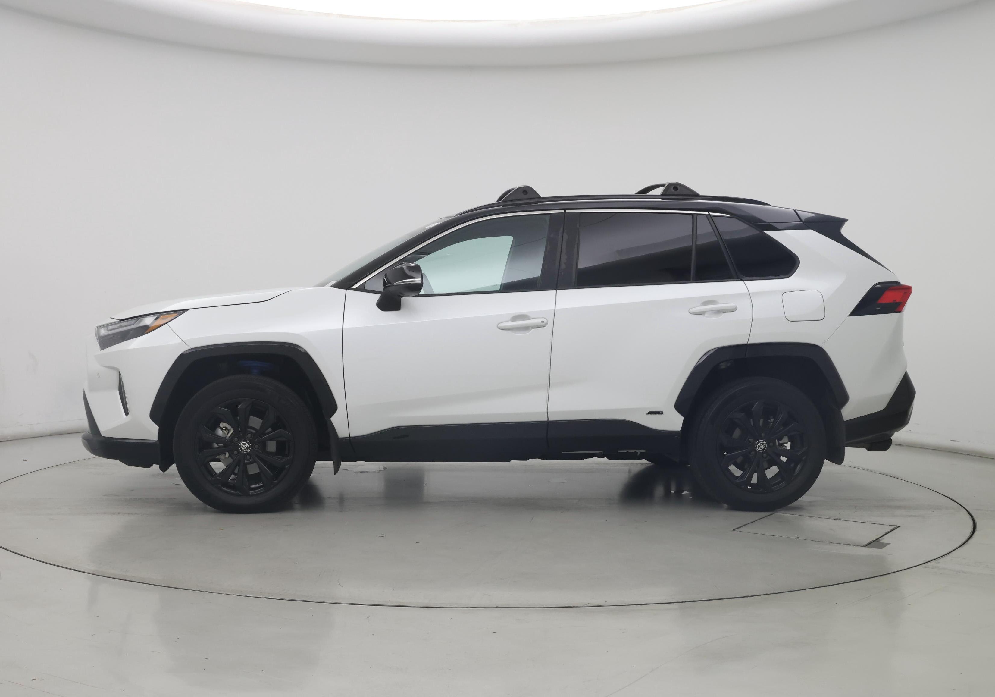 Thumbnail: 2023 Toyota RAV4 - 3