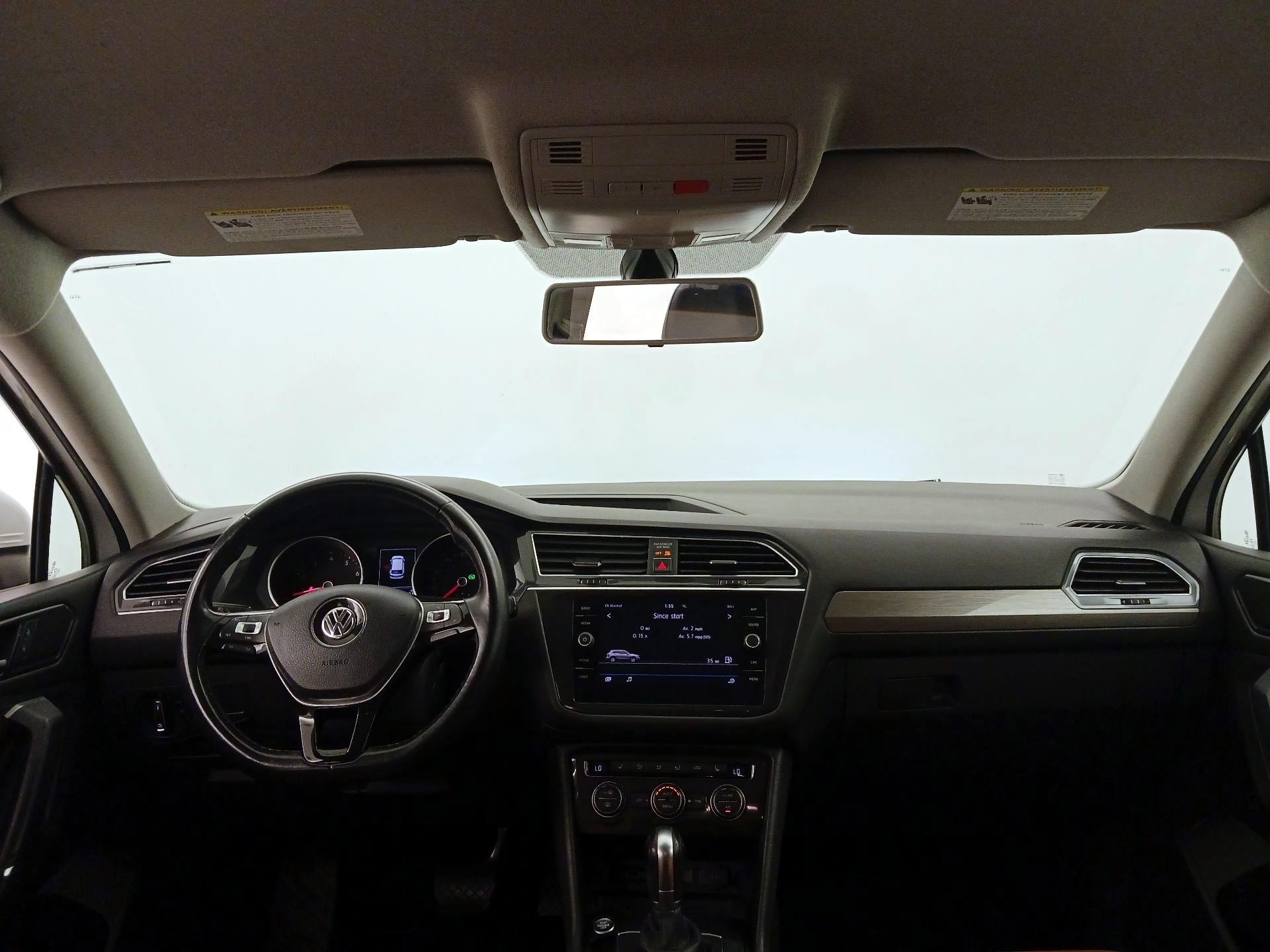 Thumbnail: 2018 Volkswagen Tiguan - 9