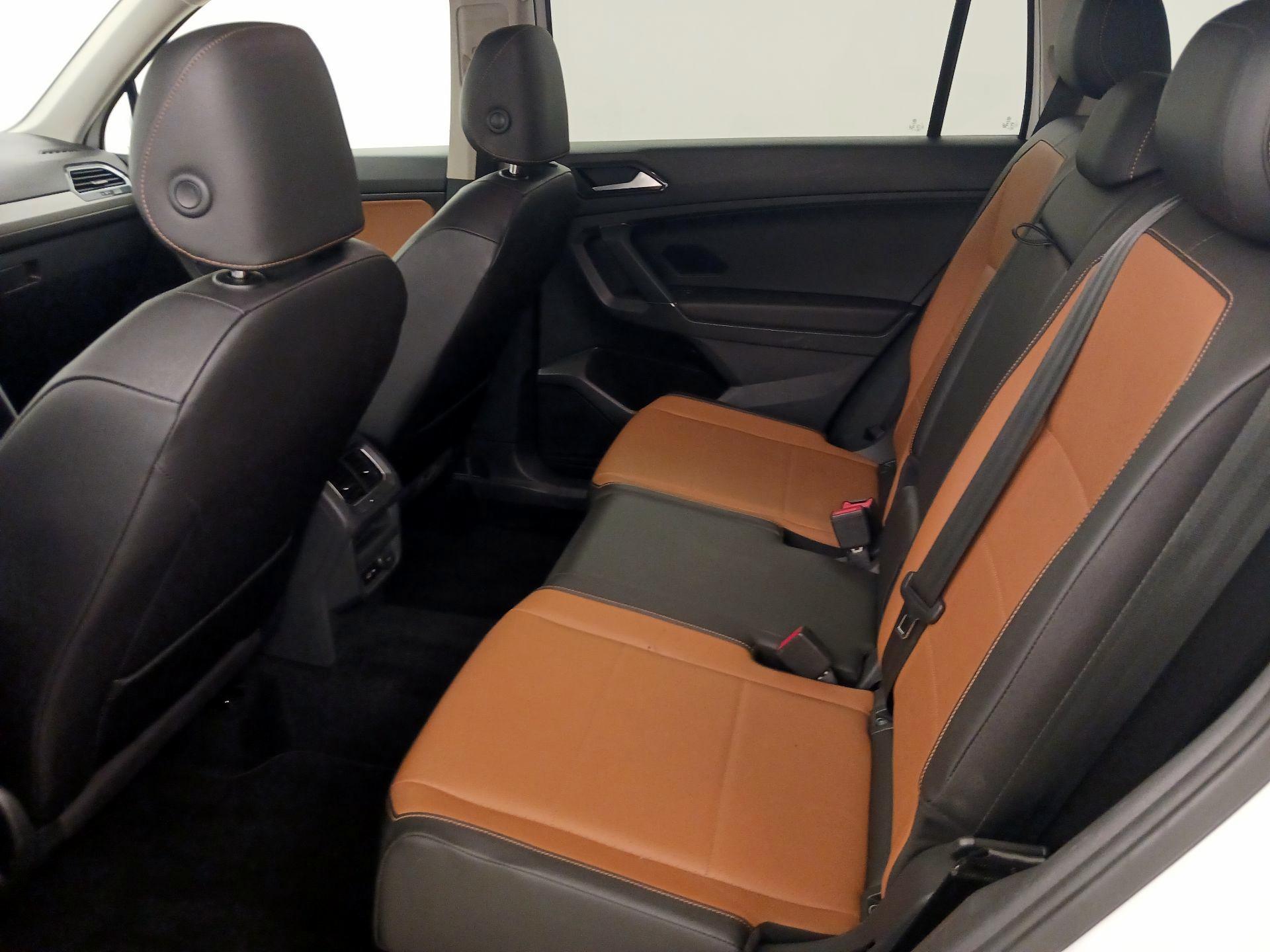 Thumbnail: 2018 Volkswagen Tiguan - 19