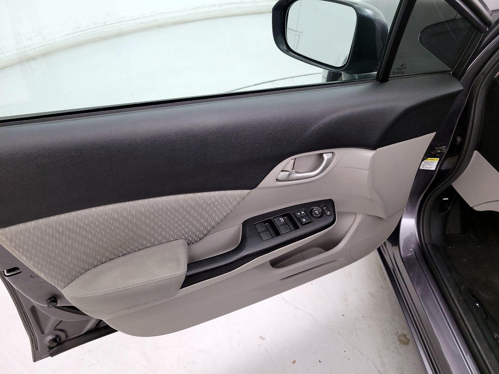 Thumbnail: 2015 Honda Civic - 12