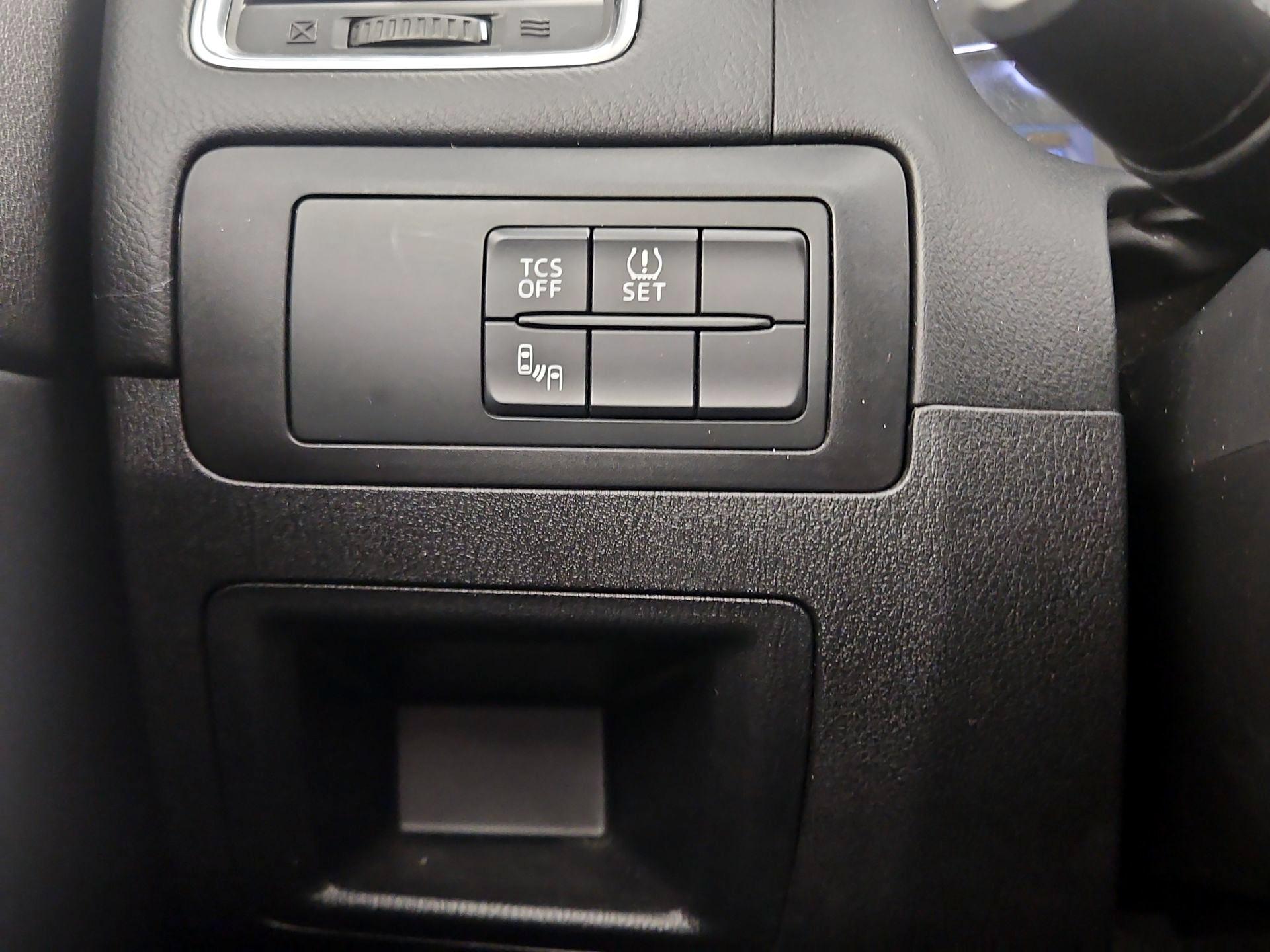 Thumbnail: 2016 Mazda CX-5 - 13